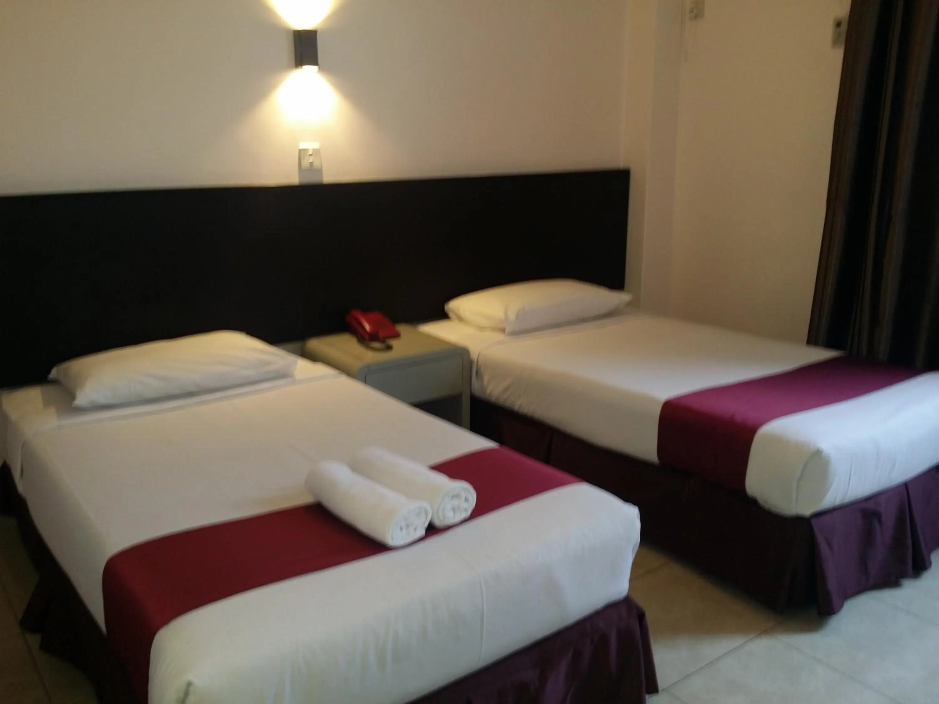 Bedroom, Bed in Seremban Inn