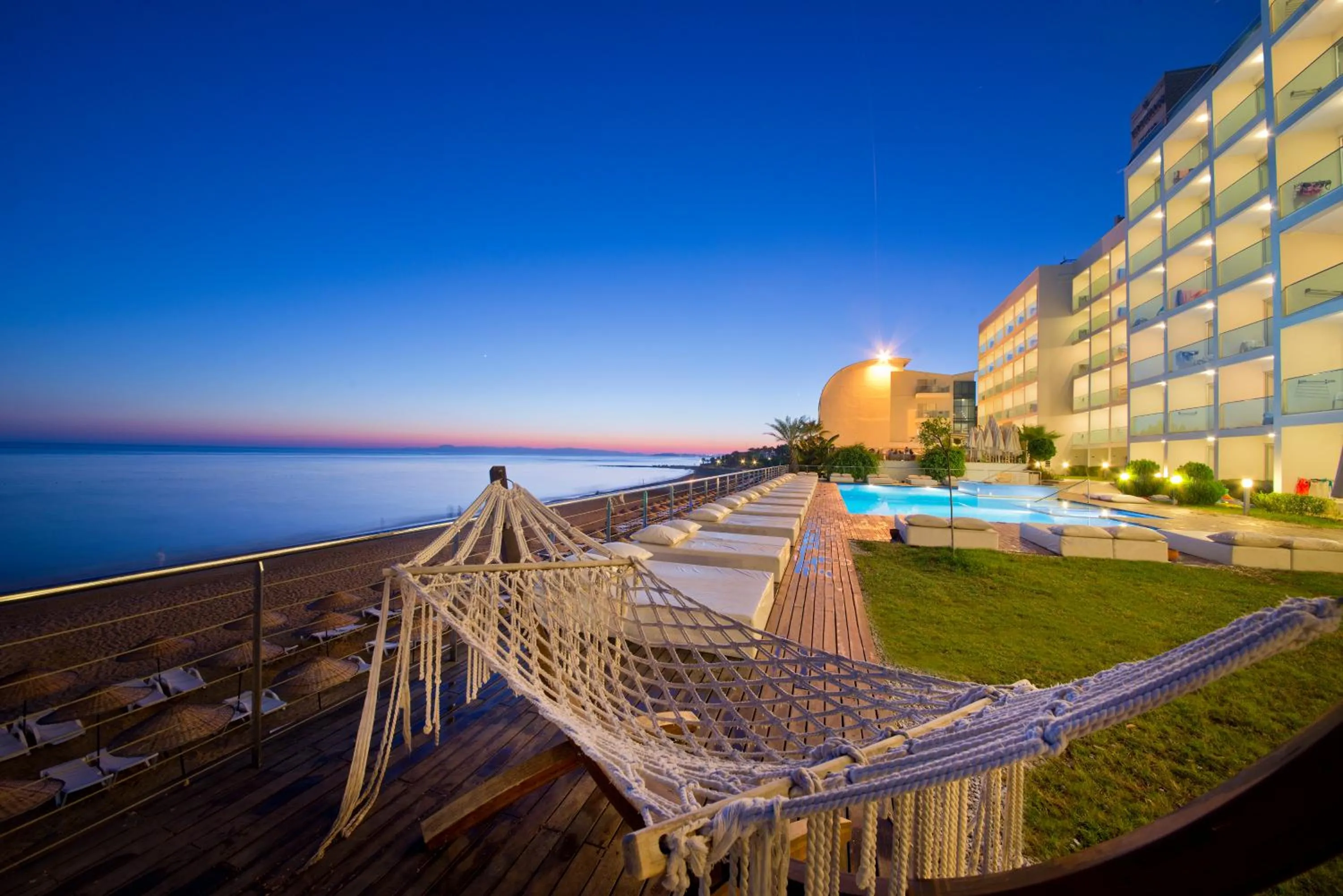 Property building in Yalihan Una