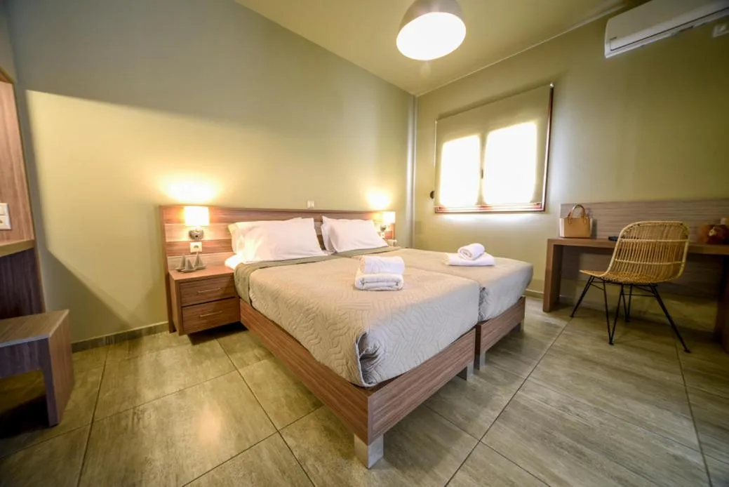 Bed in Lenikos Resort