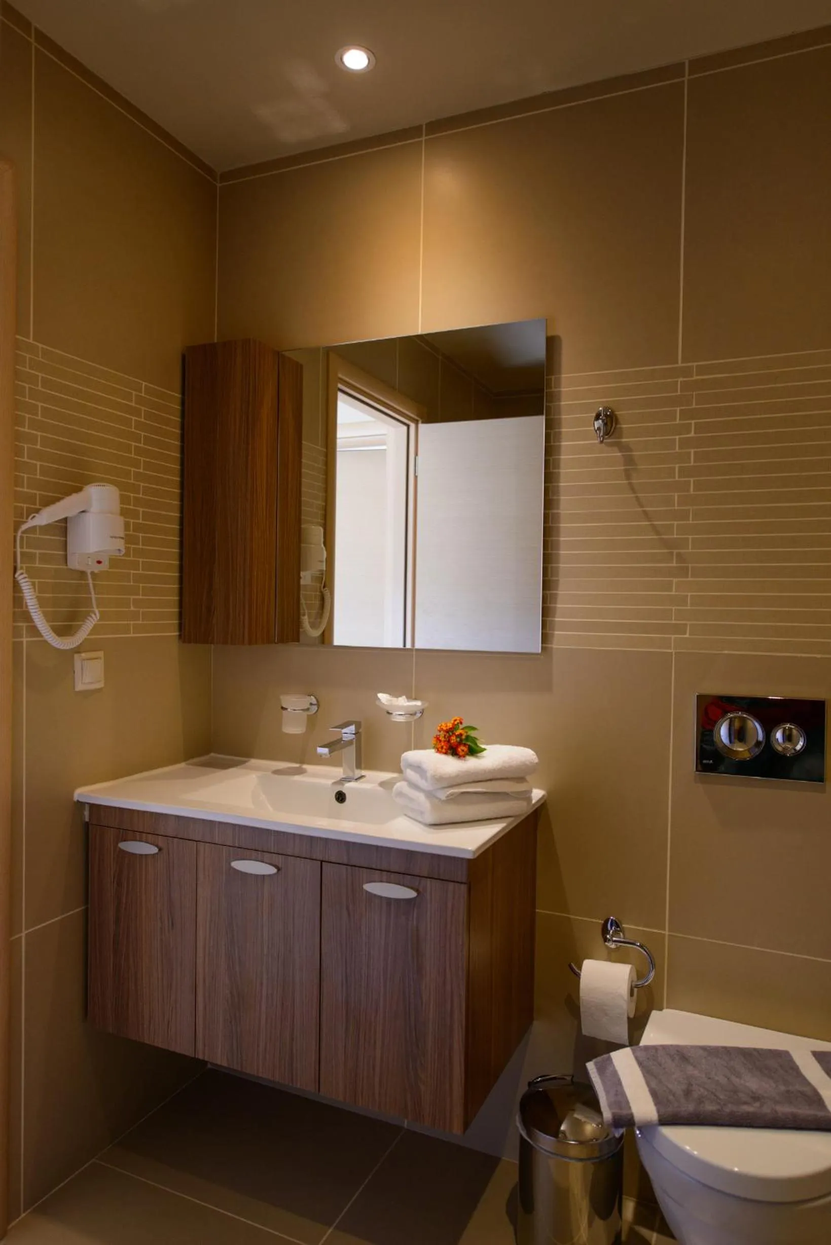 Bathroom in Lenikos Resort