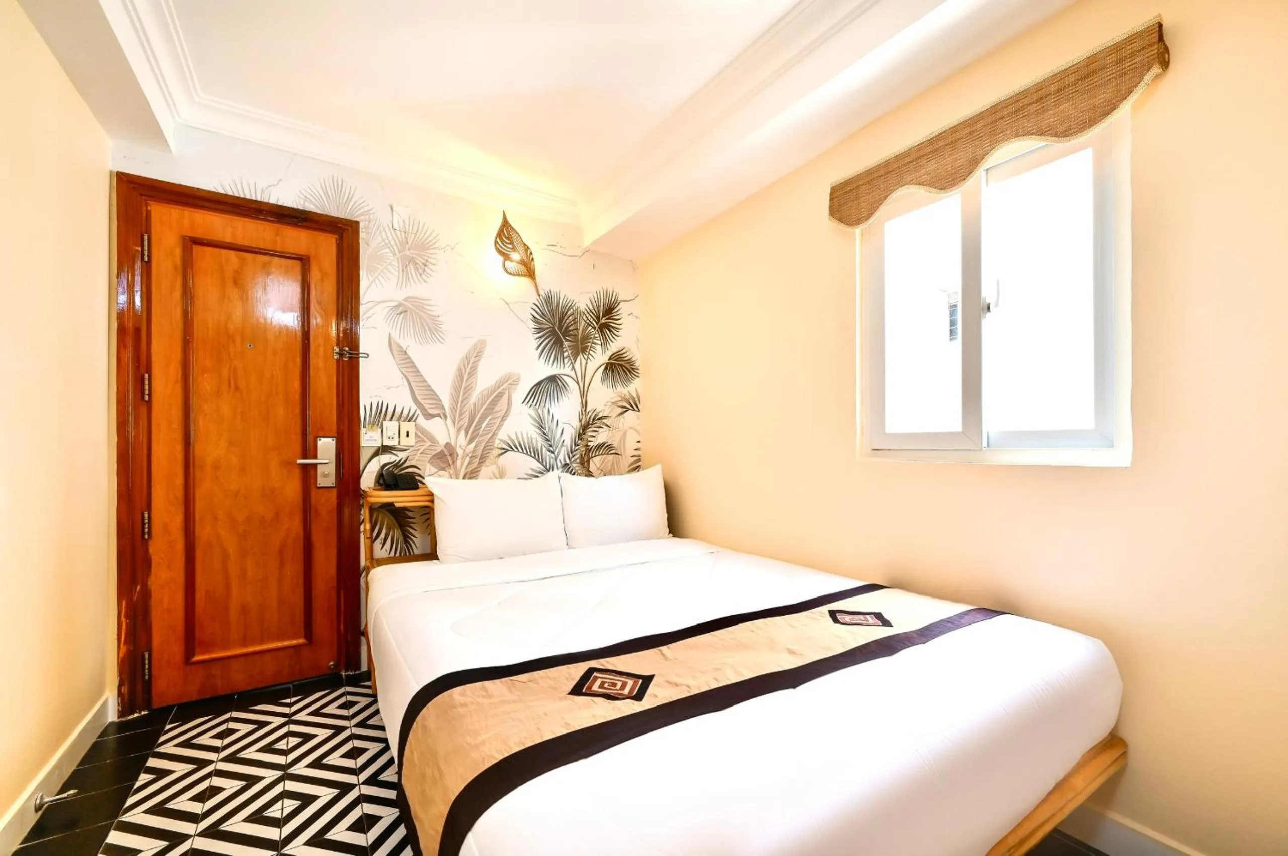 Bed in Spring House Saigon central park