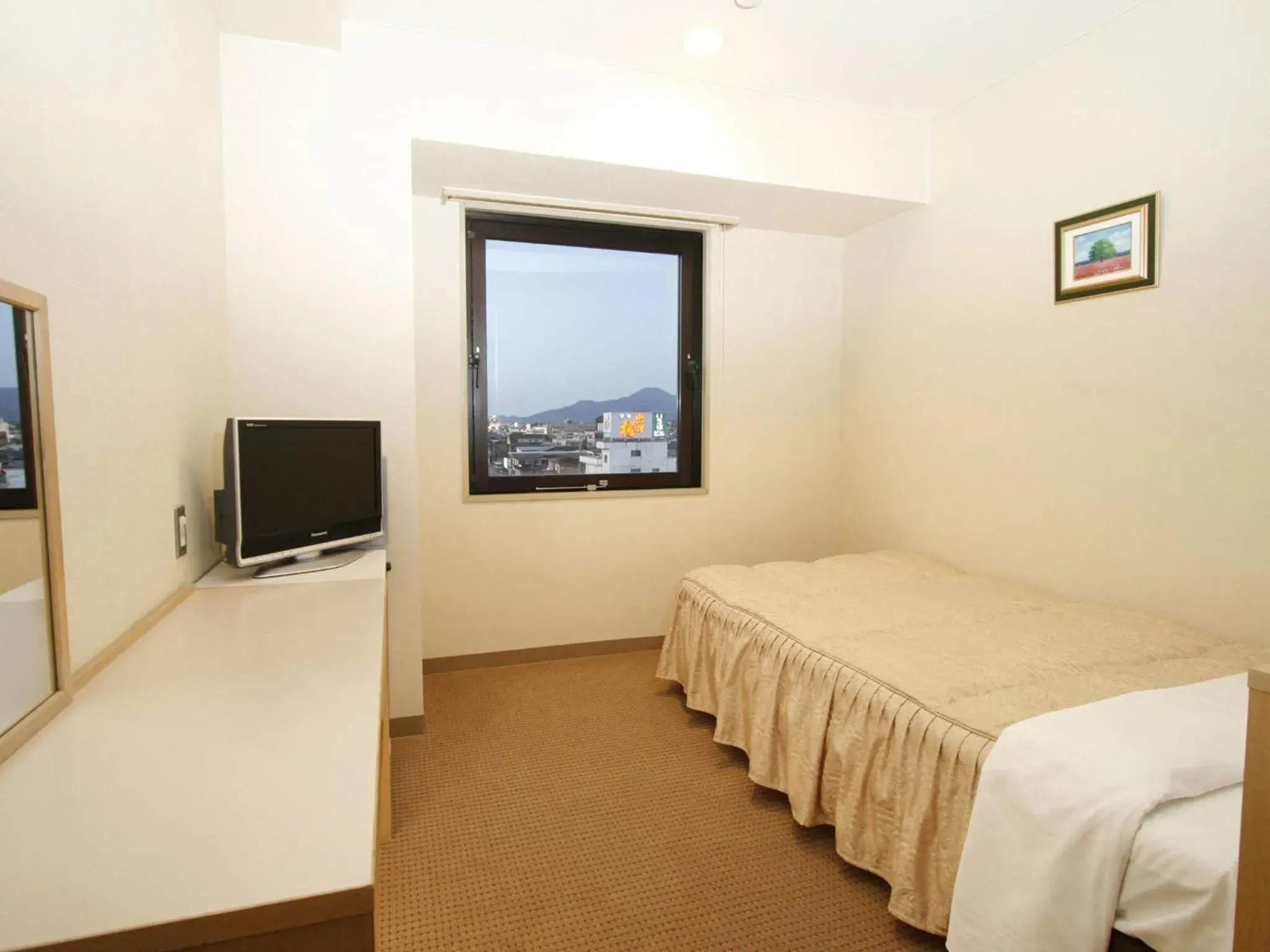 Single Room - Smoking in Hotel Pearl City Tendo Single Room - Smoking in Hotel Pearl City Tendo