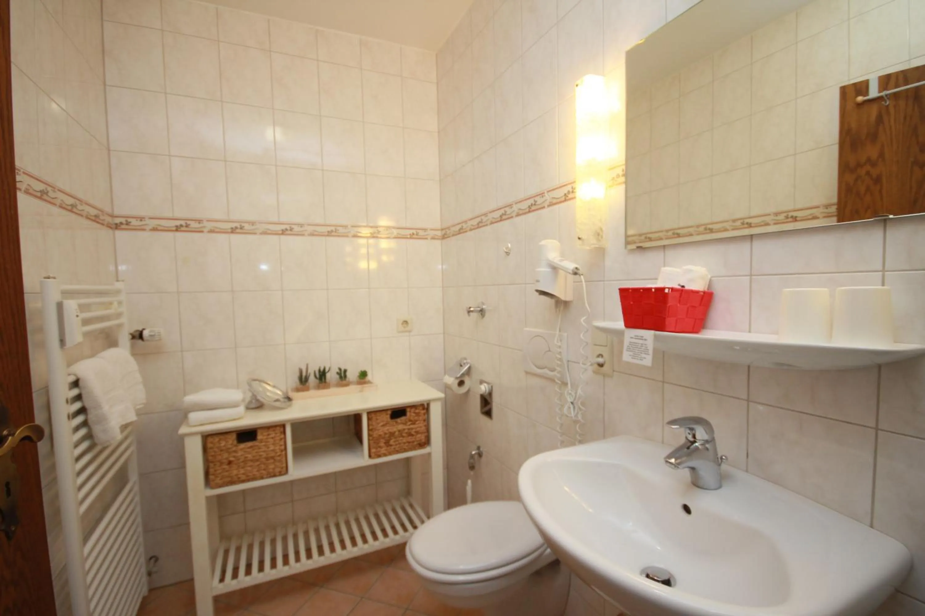 Bathroom in Cafe Schneidewind