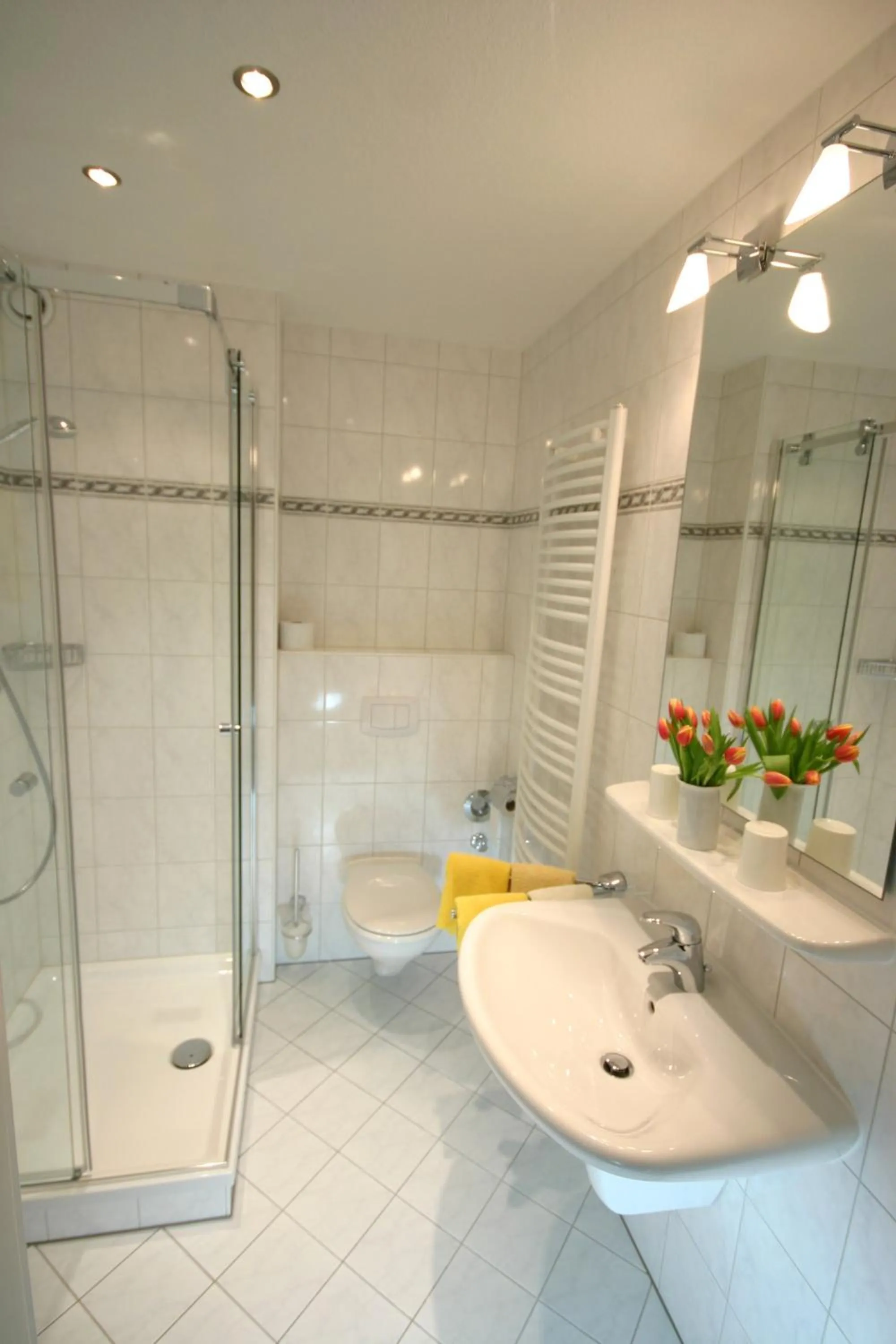 Shower in Cafe Schneidewind