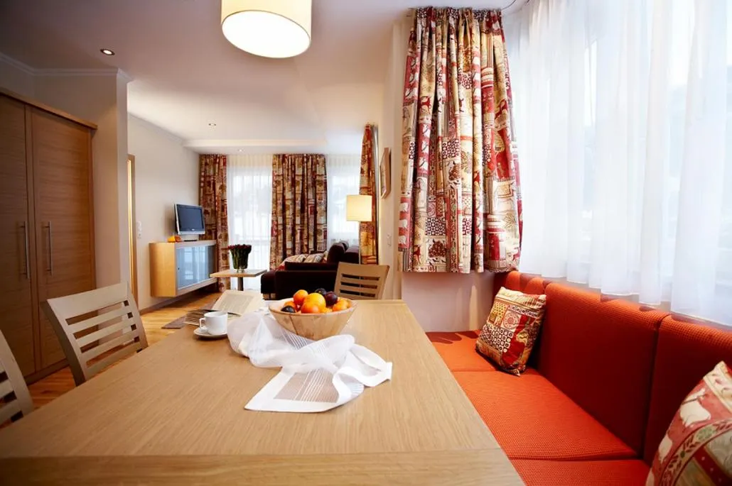 Living room in Sonnblick Apartments und Zimmer - Nationalpark Sommercard inklusive