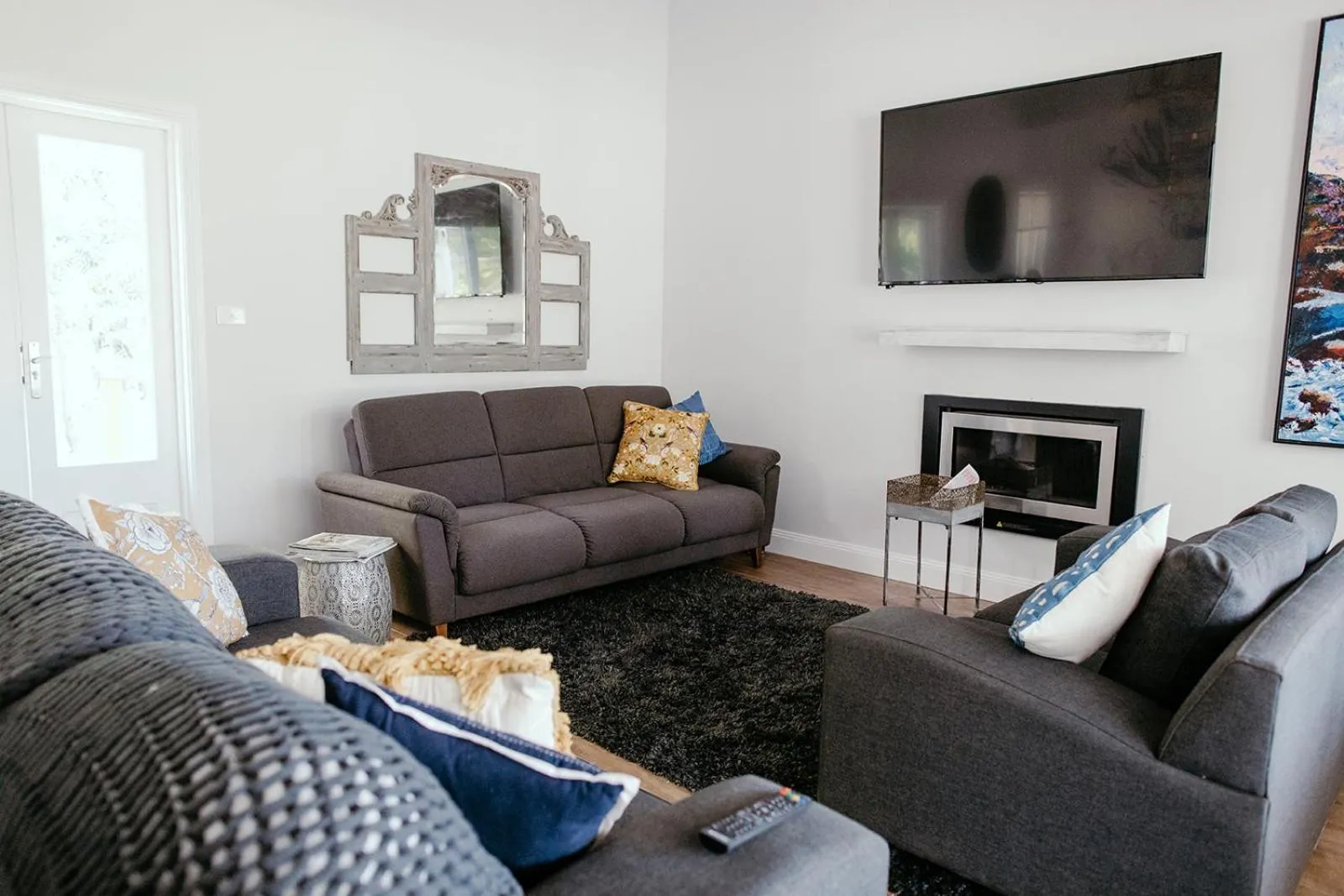 Living room in Chanticleer Gardens Barn cottage with a Pool