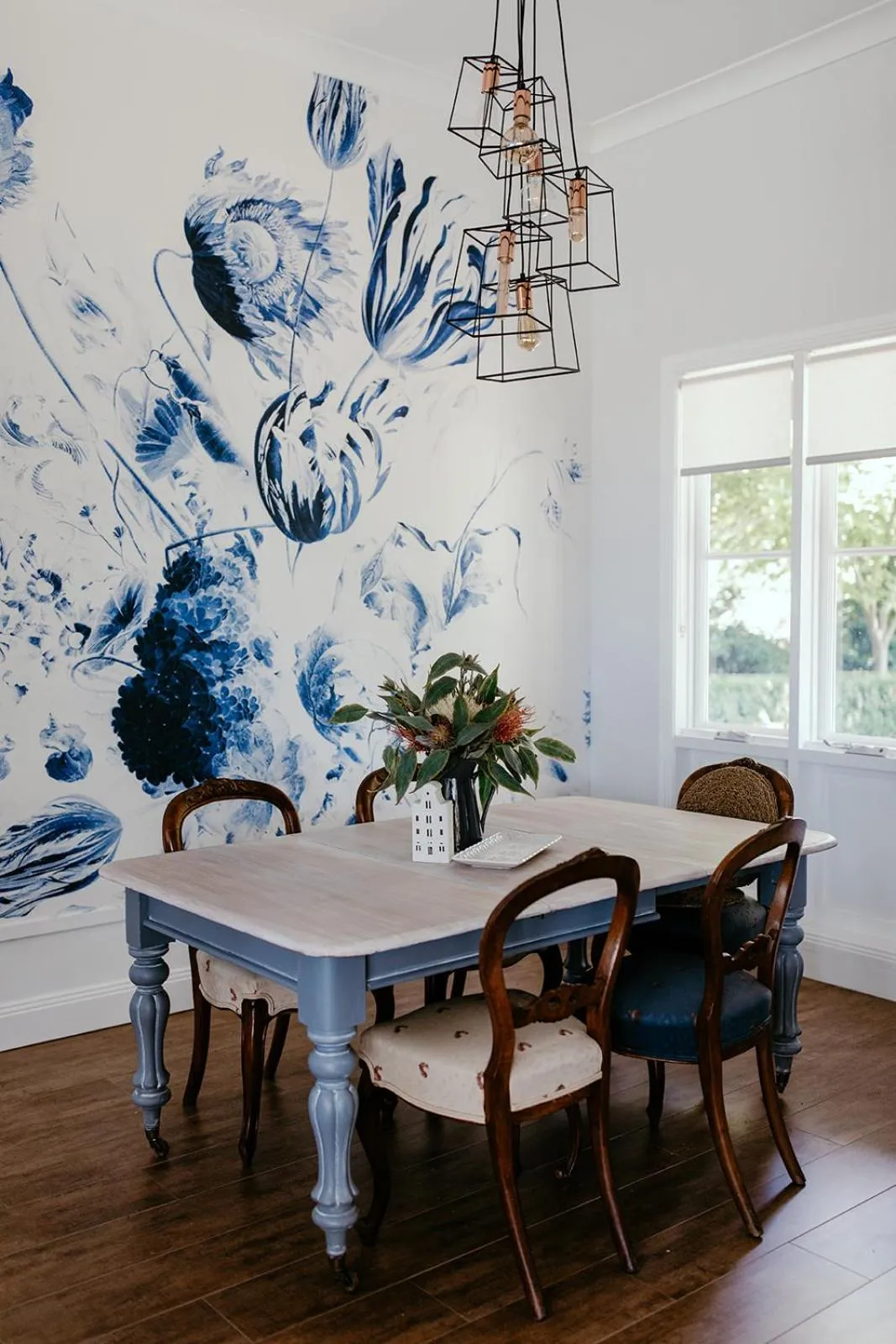 Living room in Chanticleer Gardens Barn cottage with a Pool