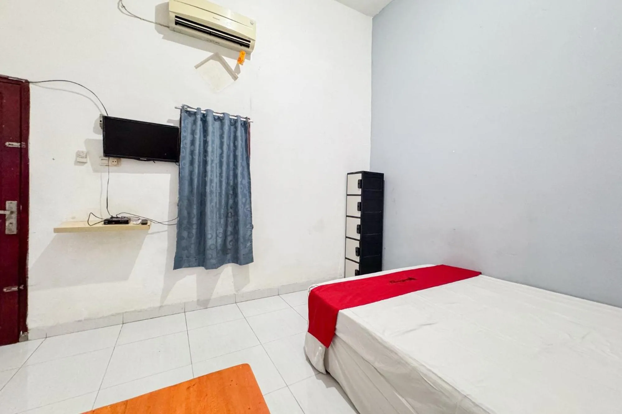 Bedroom, Bed in Wisma Hiro Pertiwi