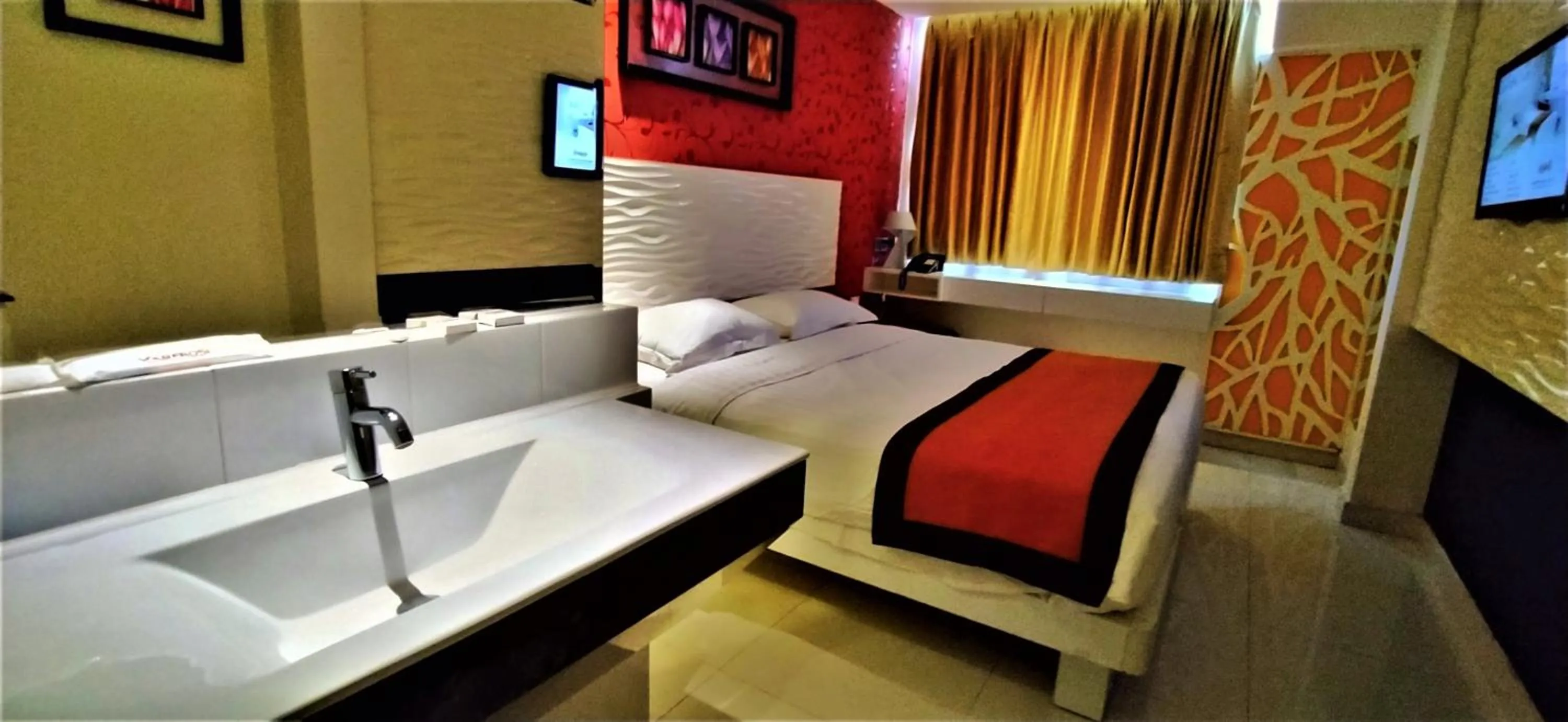 Bedroom in Karebosi Premier Makassar