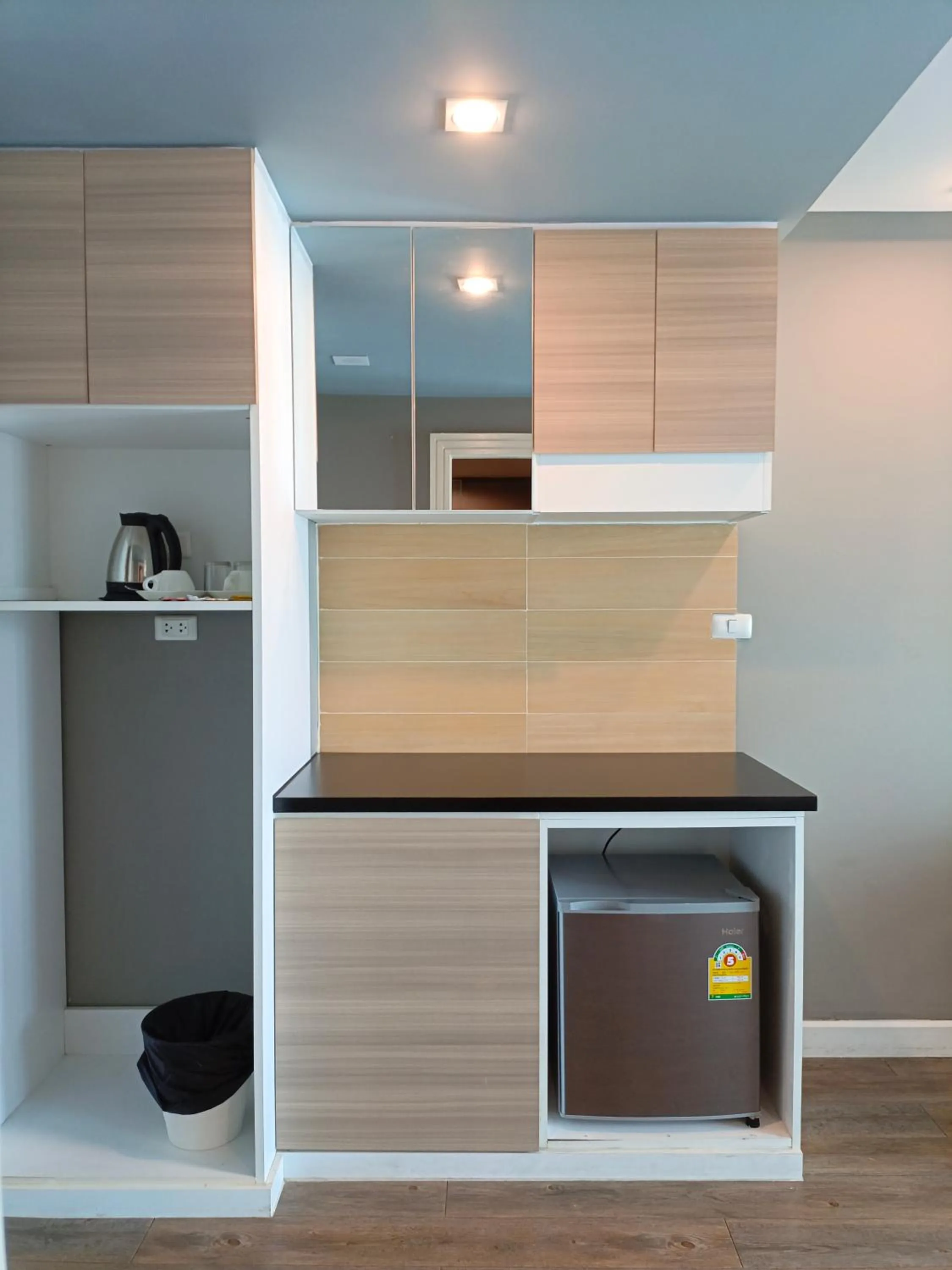 Wisdom Hotel & Residence