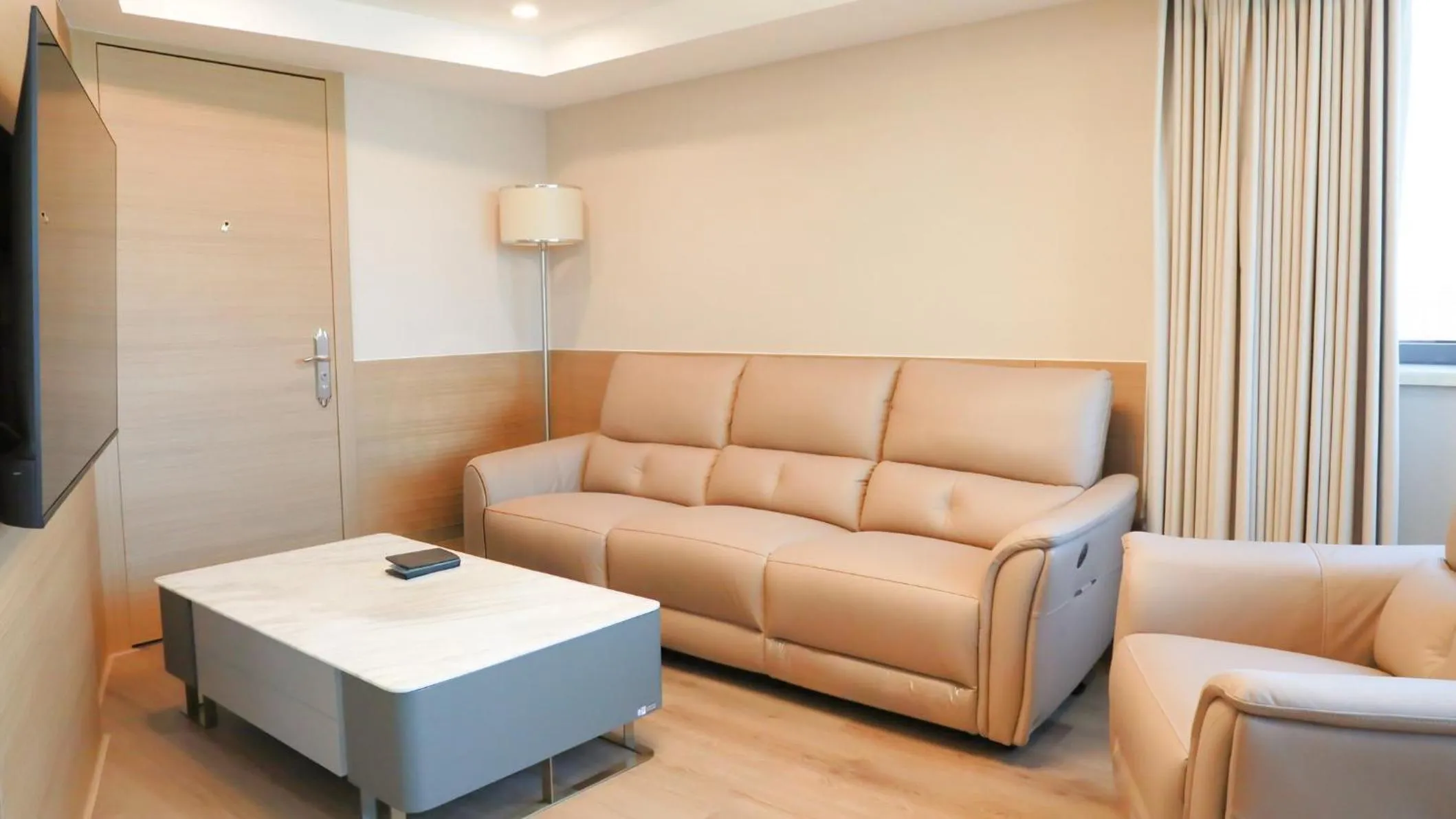 Photo of the whole room in Holiday Inn Shenzhen Donghua by IHG