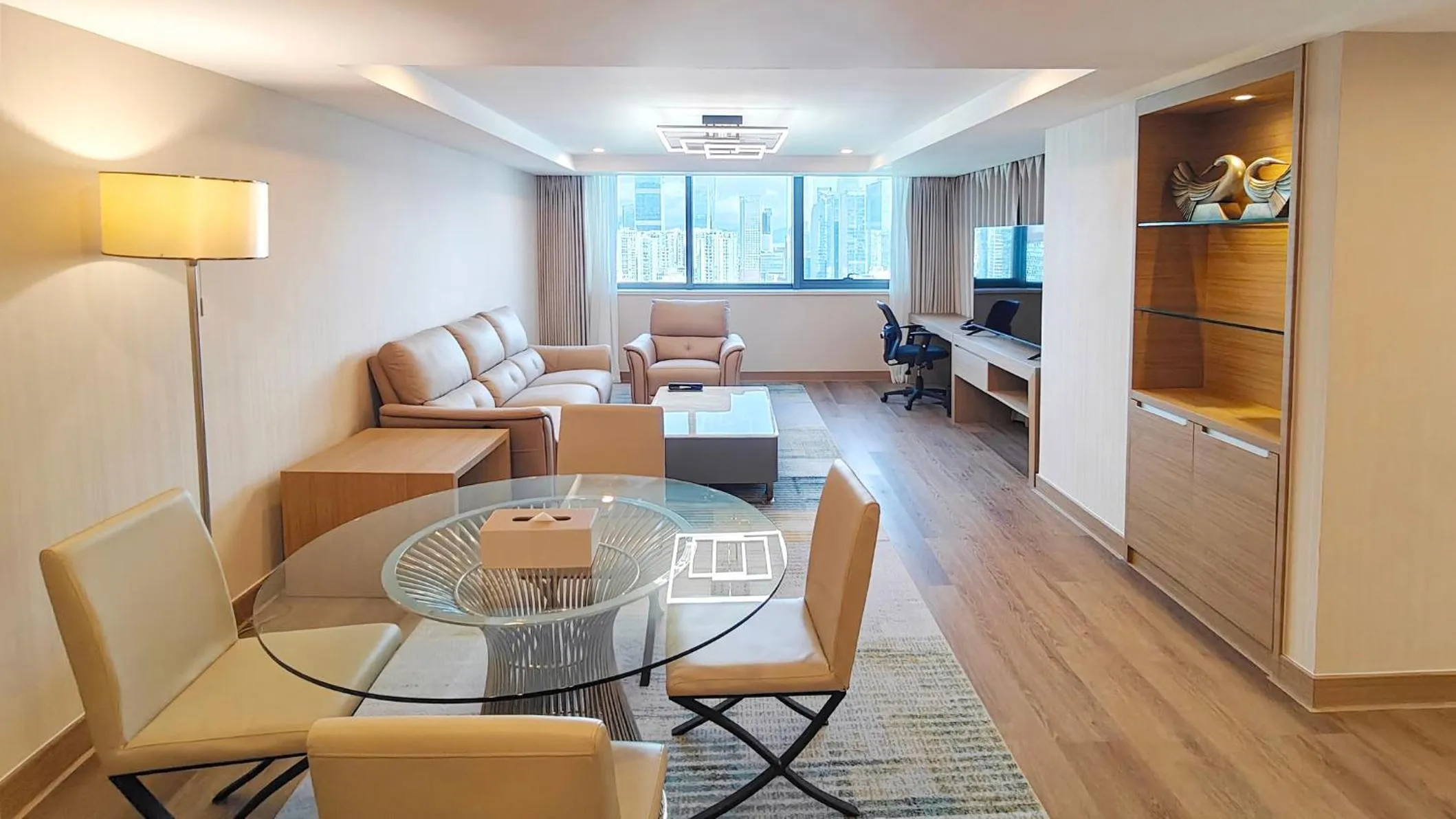 Photo of the whole room in Holiday Inn Shenzhen Donghua by IHG