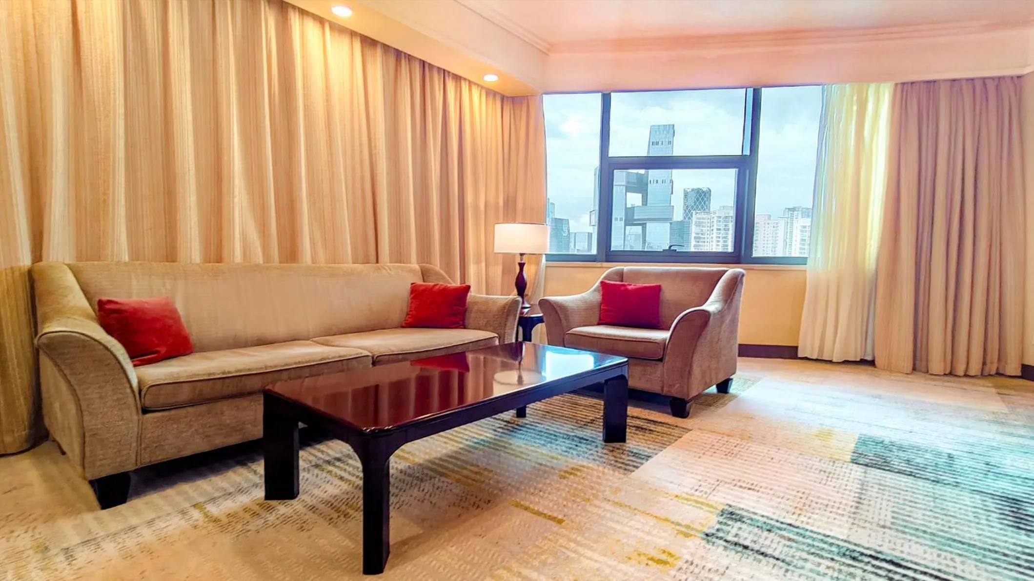 Photo of the whole room in Holiday Inn Shenzhen Donghua by IHG