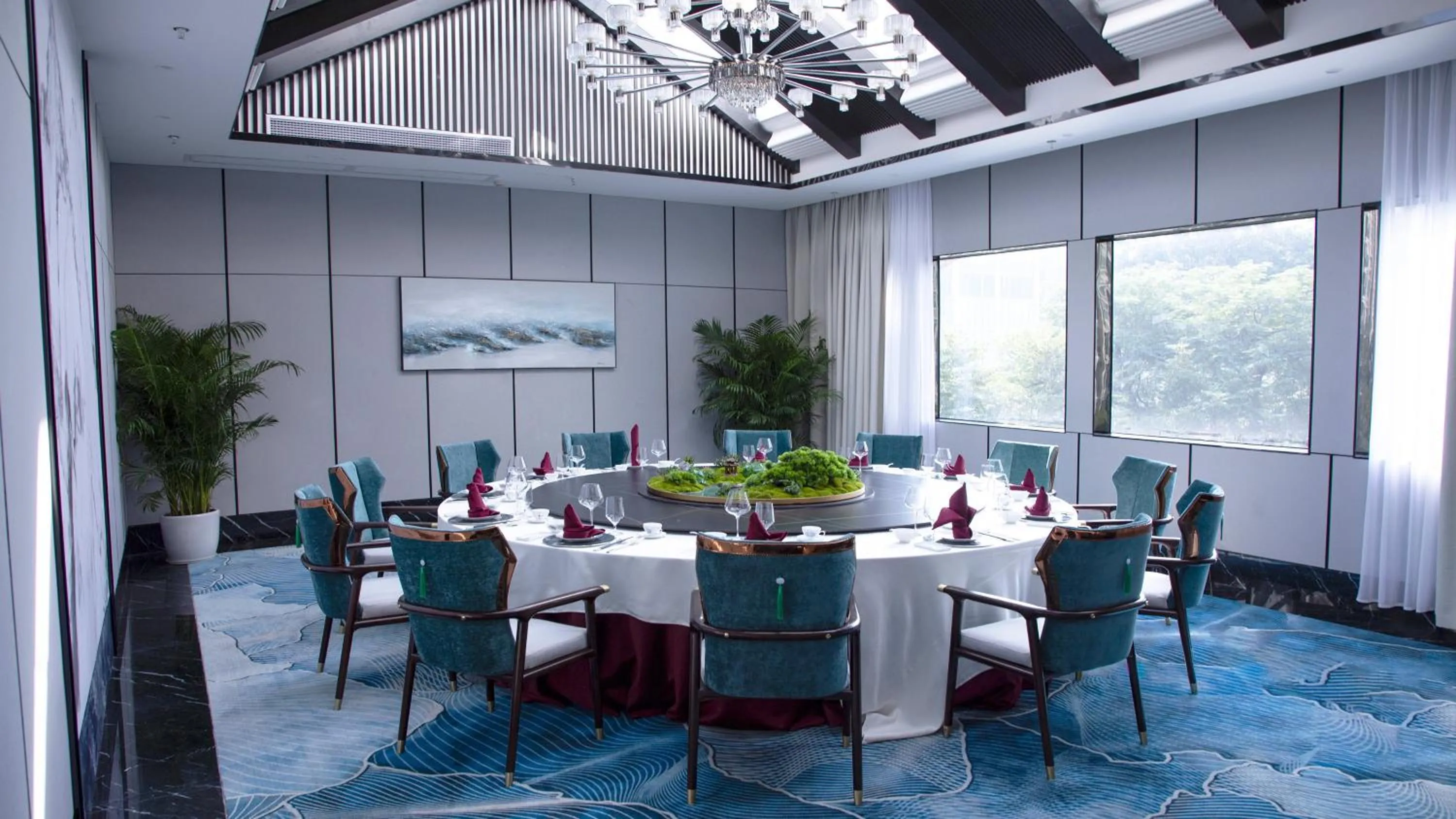 Restaurant/places to eat in Holiday Inn Shenzhen Donghua by IHG