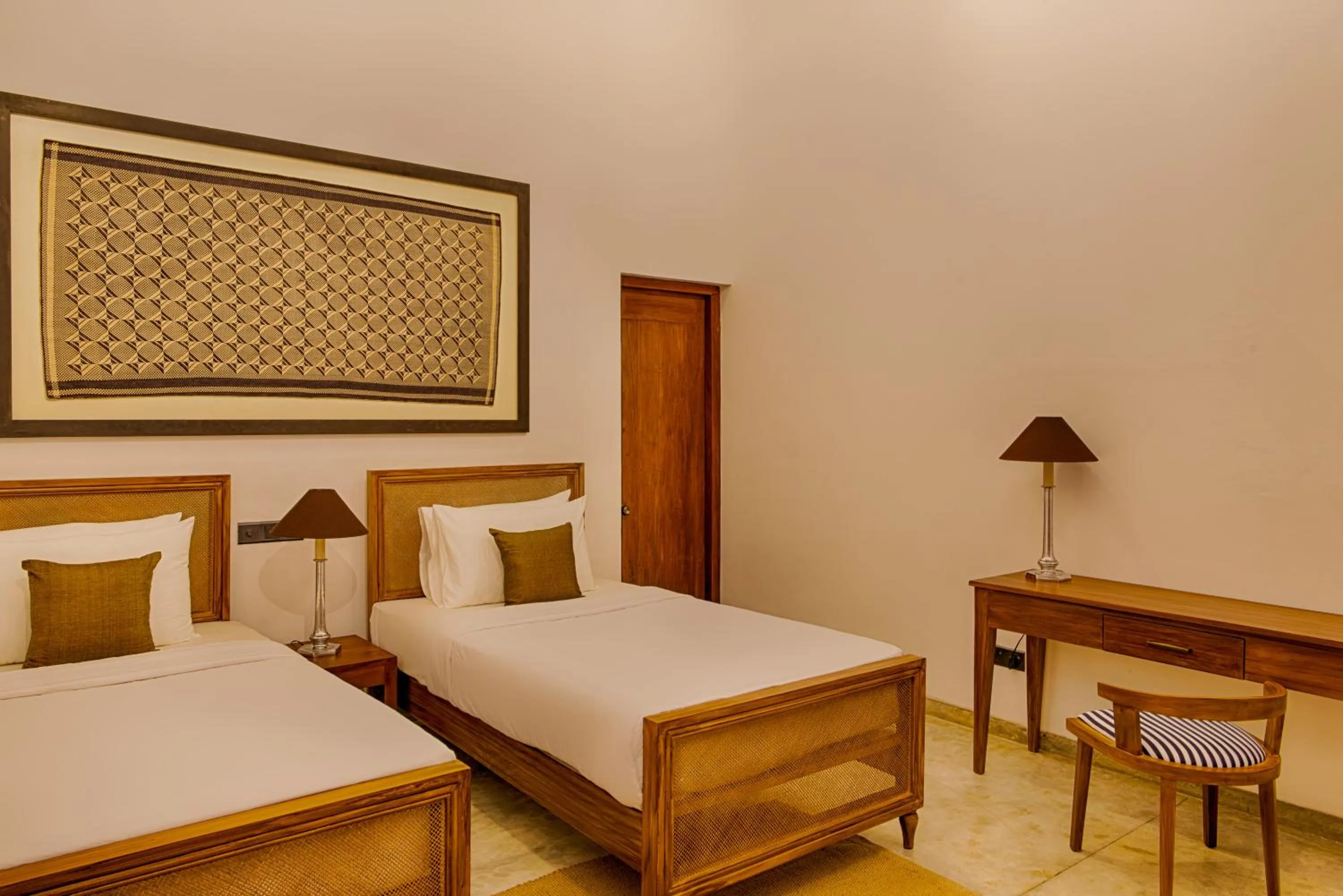 Bed in Jetwing Villa 700