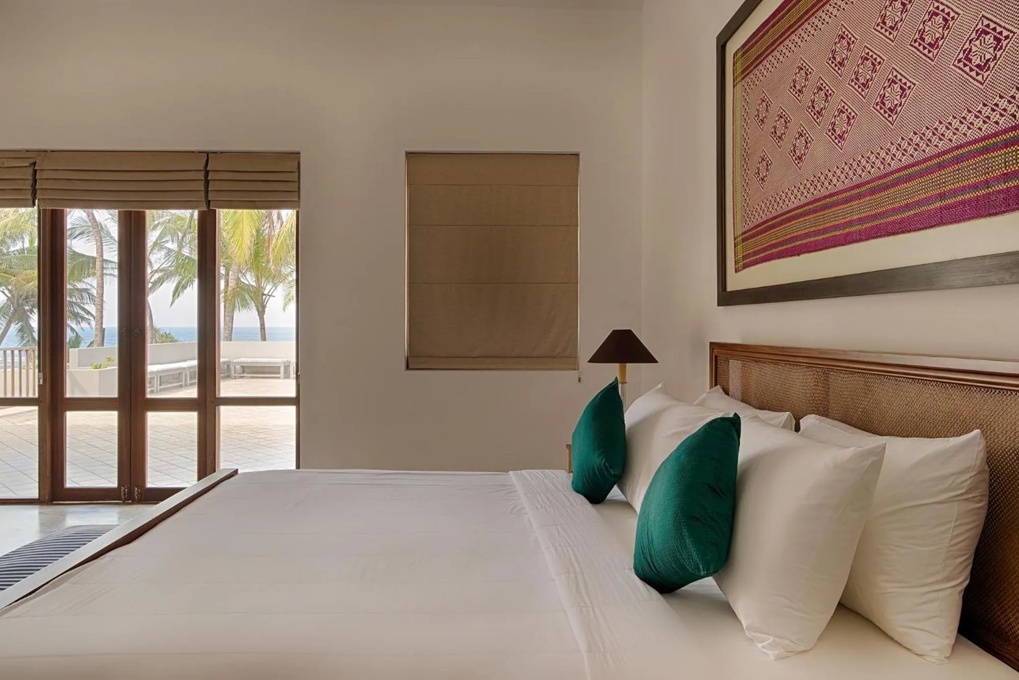 Sea view, Bed in Jetwing Villa 700