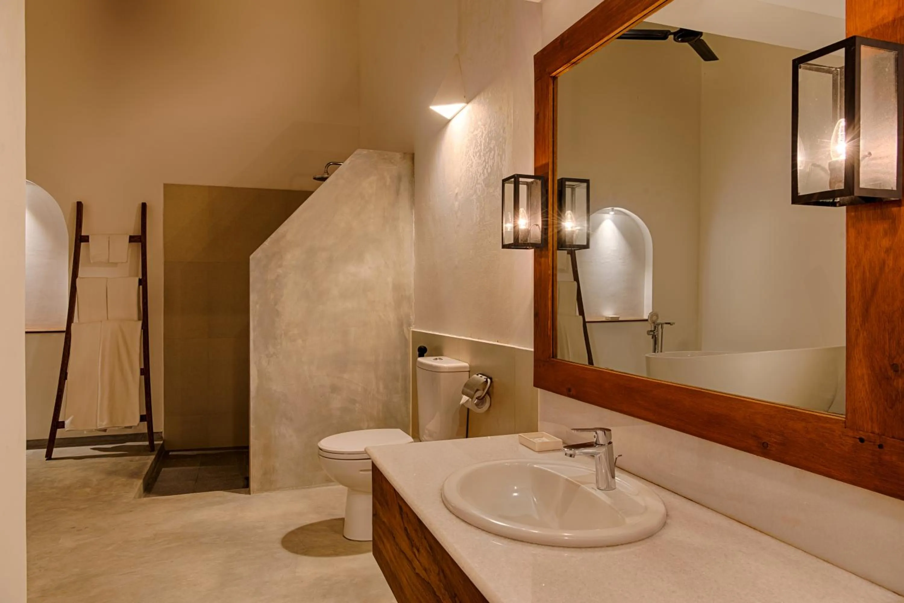 Bathroom in Jetwing Villa 700