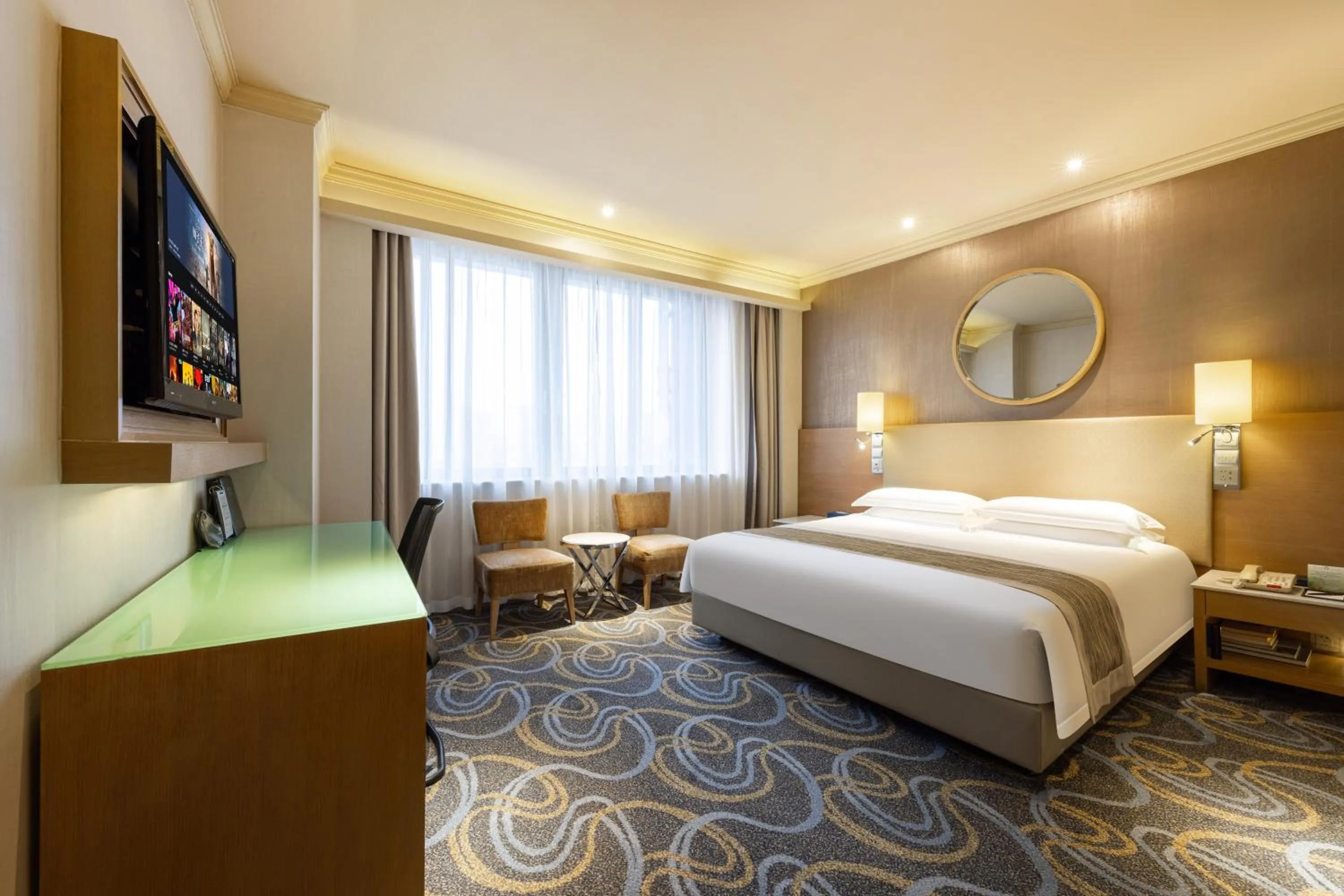 Living room, Bed in Ocean Hotel Guangzhou