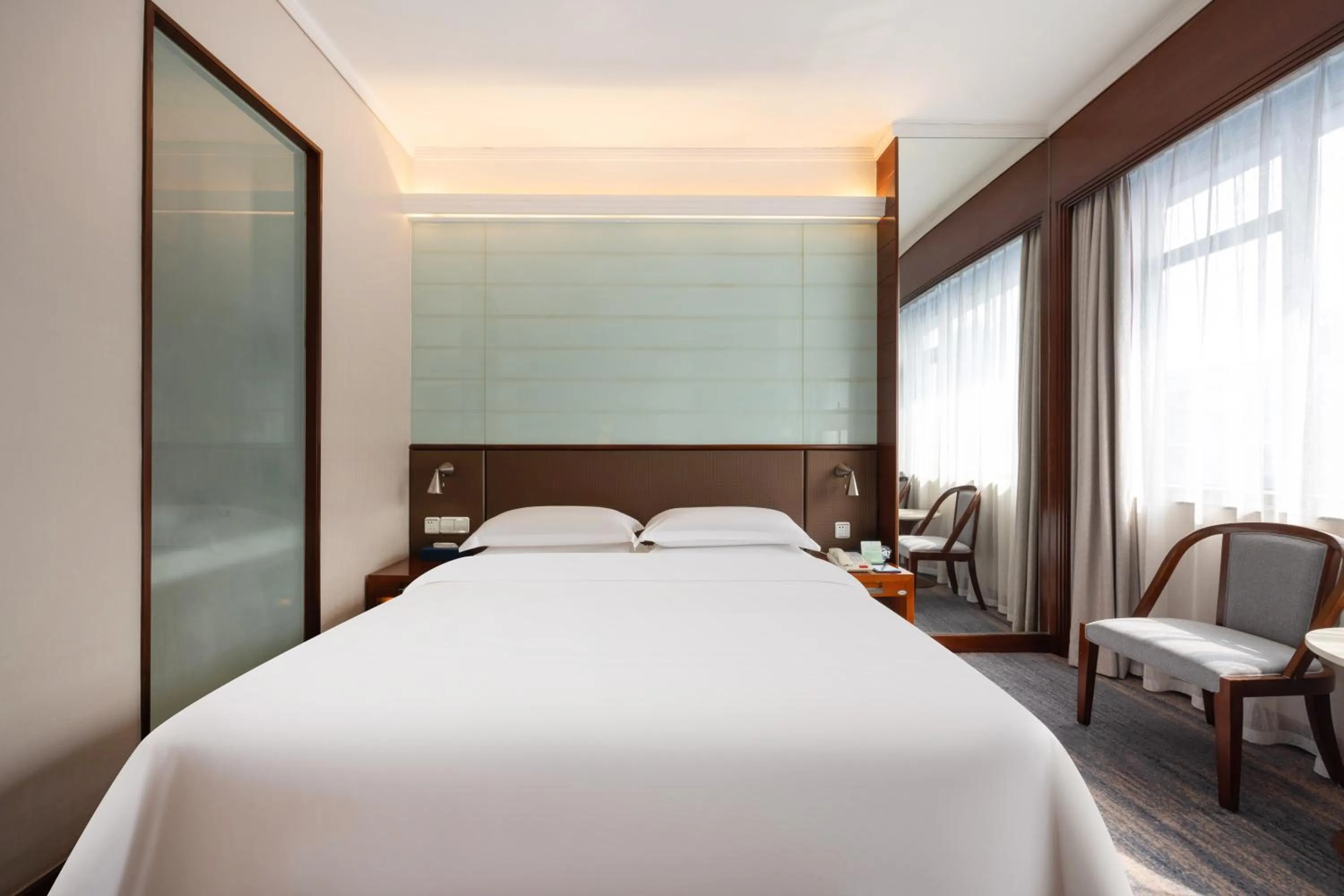 Bed in Ocean Hotel Guangzhou