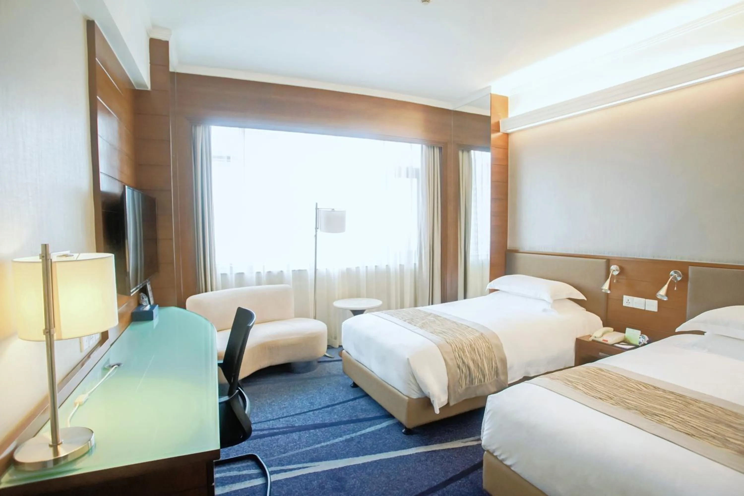 Bed in Ocean Hotel Guangzhou