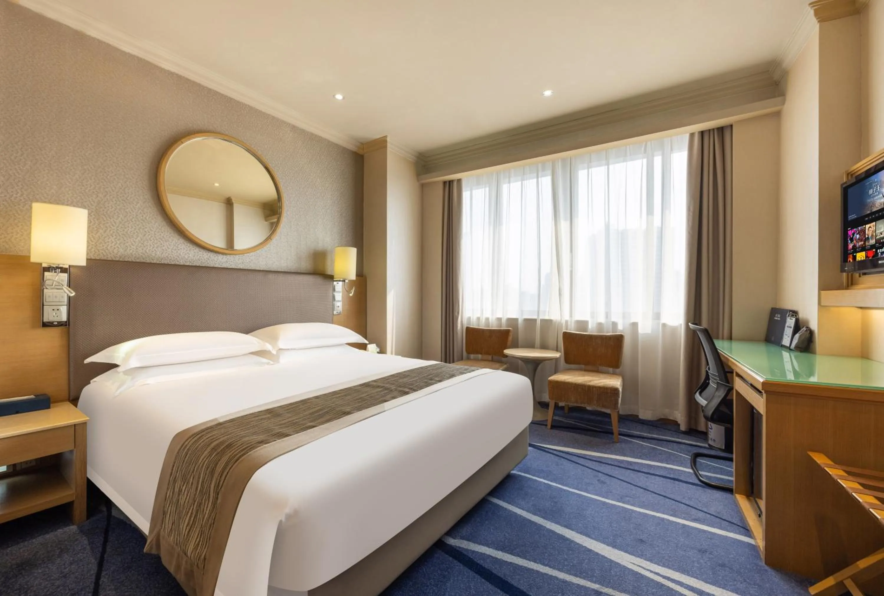 Photo of the whole room, Bed in Ocean Hotel Guangzhou