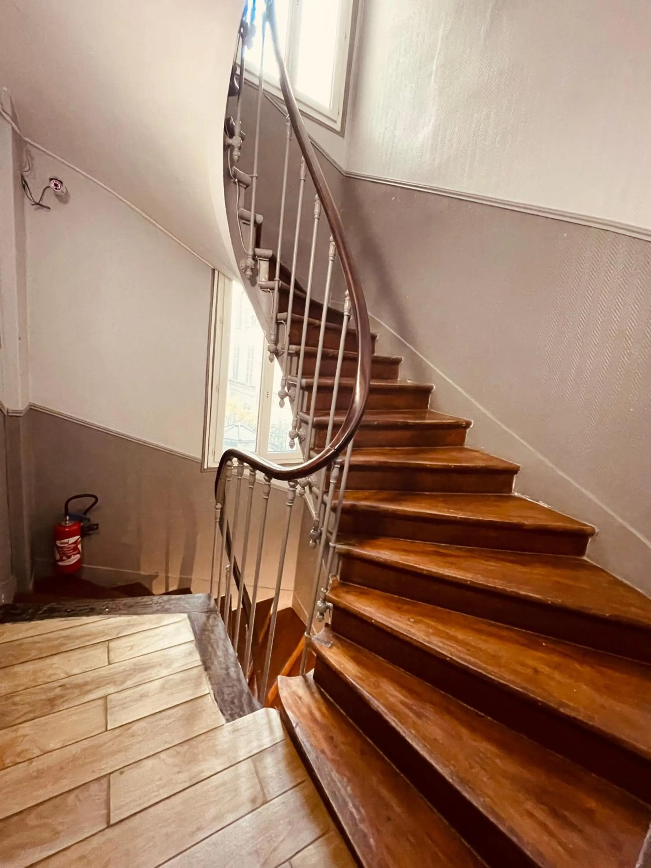 Property building in Pavillon Opéra Lafayette