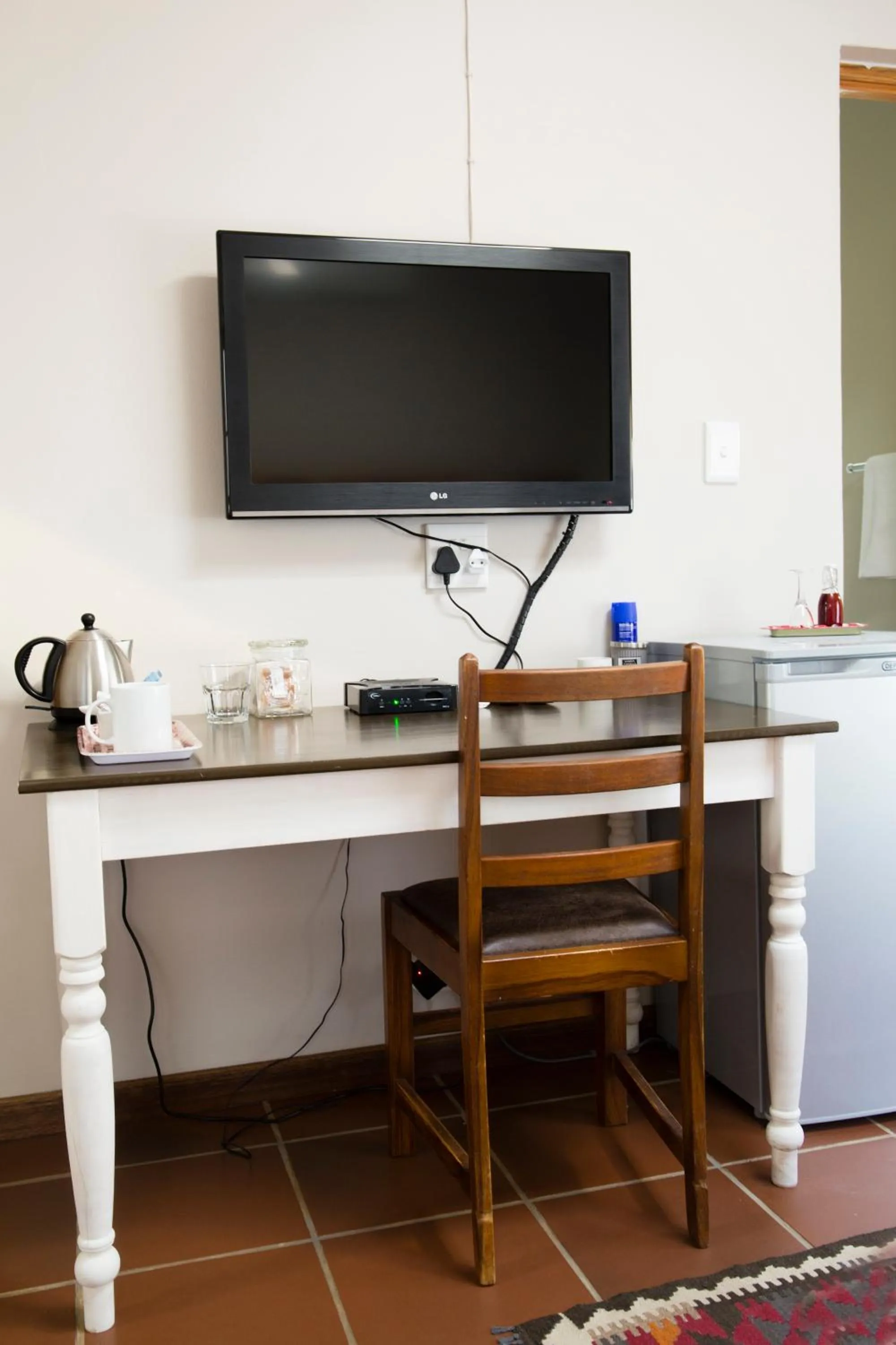 TV and multimedia in 36 On Boom B&B