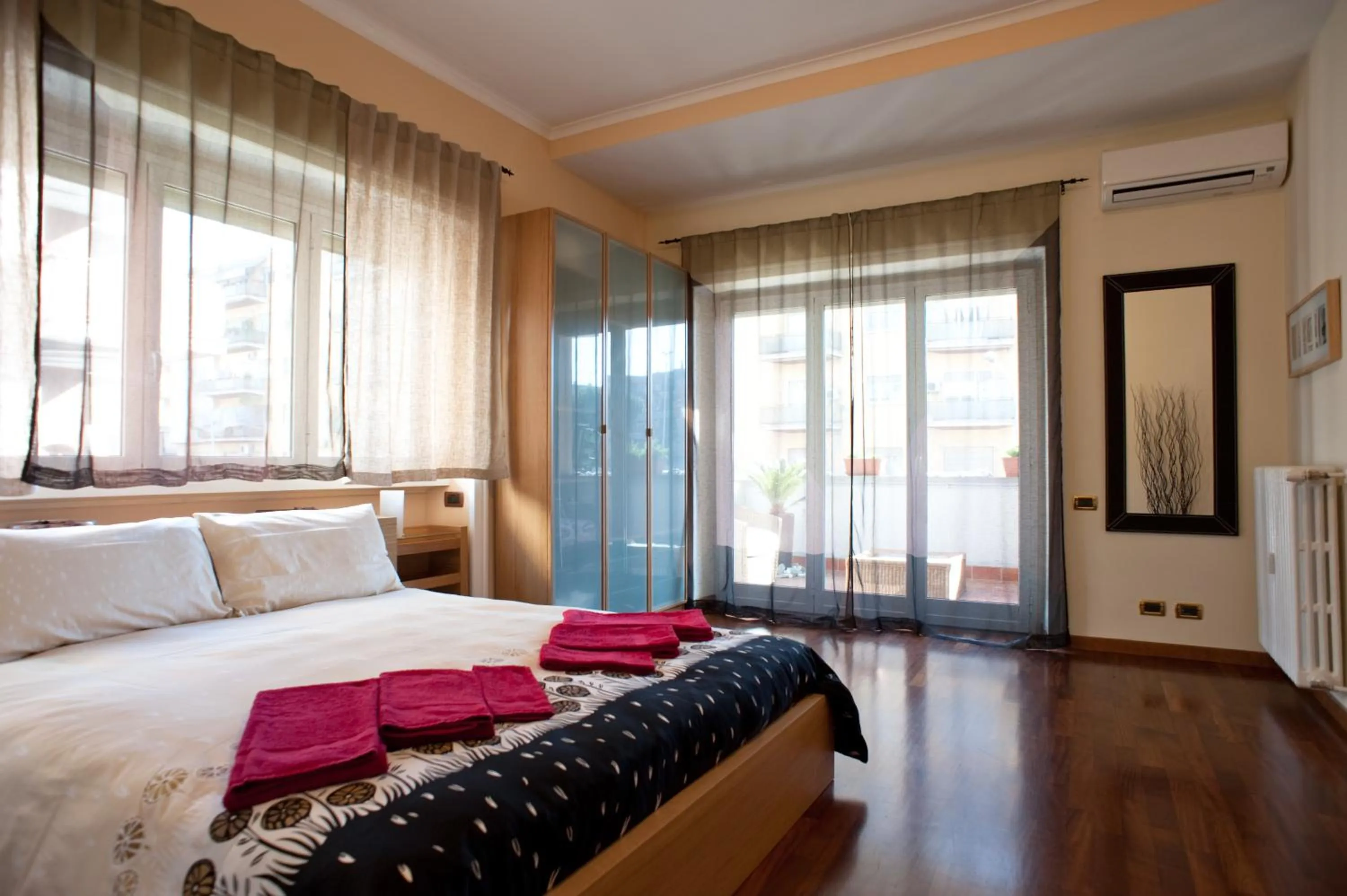 Bedroom, Bed in AnnoDomini