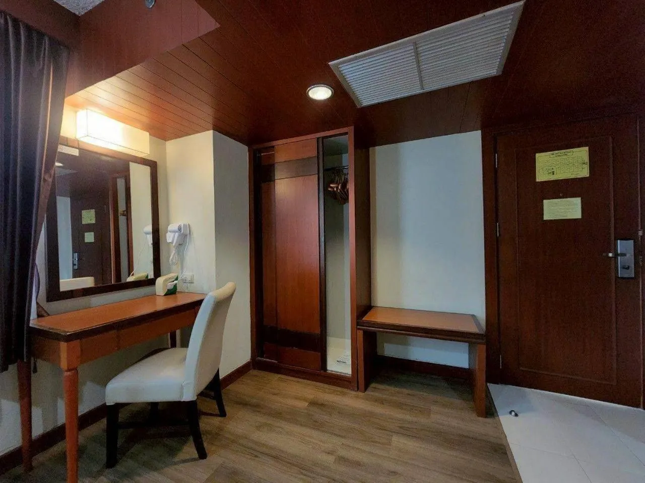 Hatyai Golden Crown Hotel