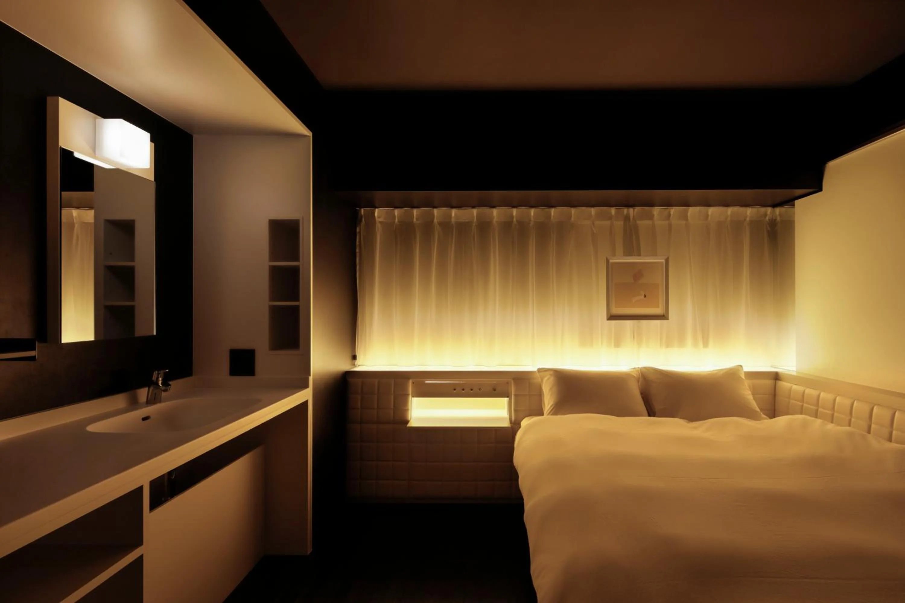 Photo of the whole room, Bed in Third Place Hotel