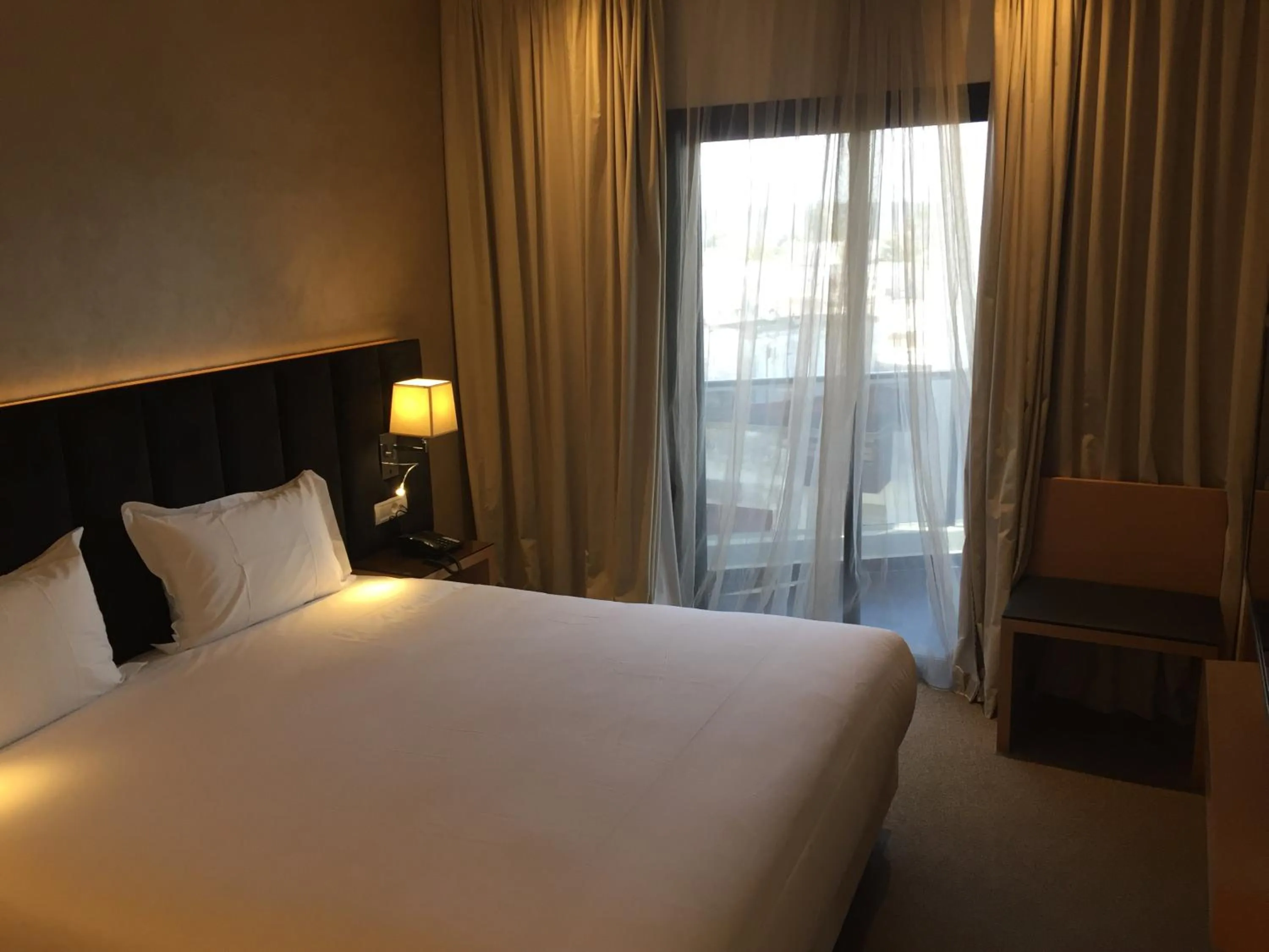 Bed in Annakhil Hotel