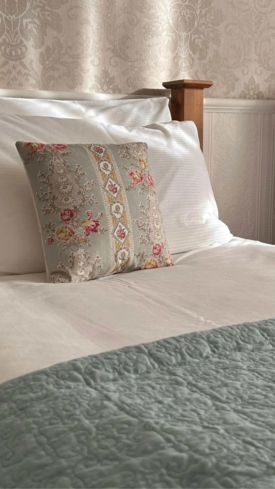 Bed in Fairlawn House