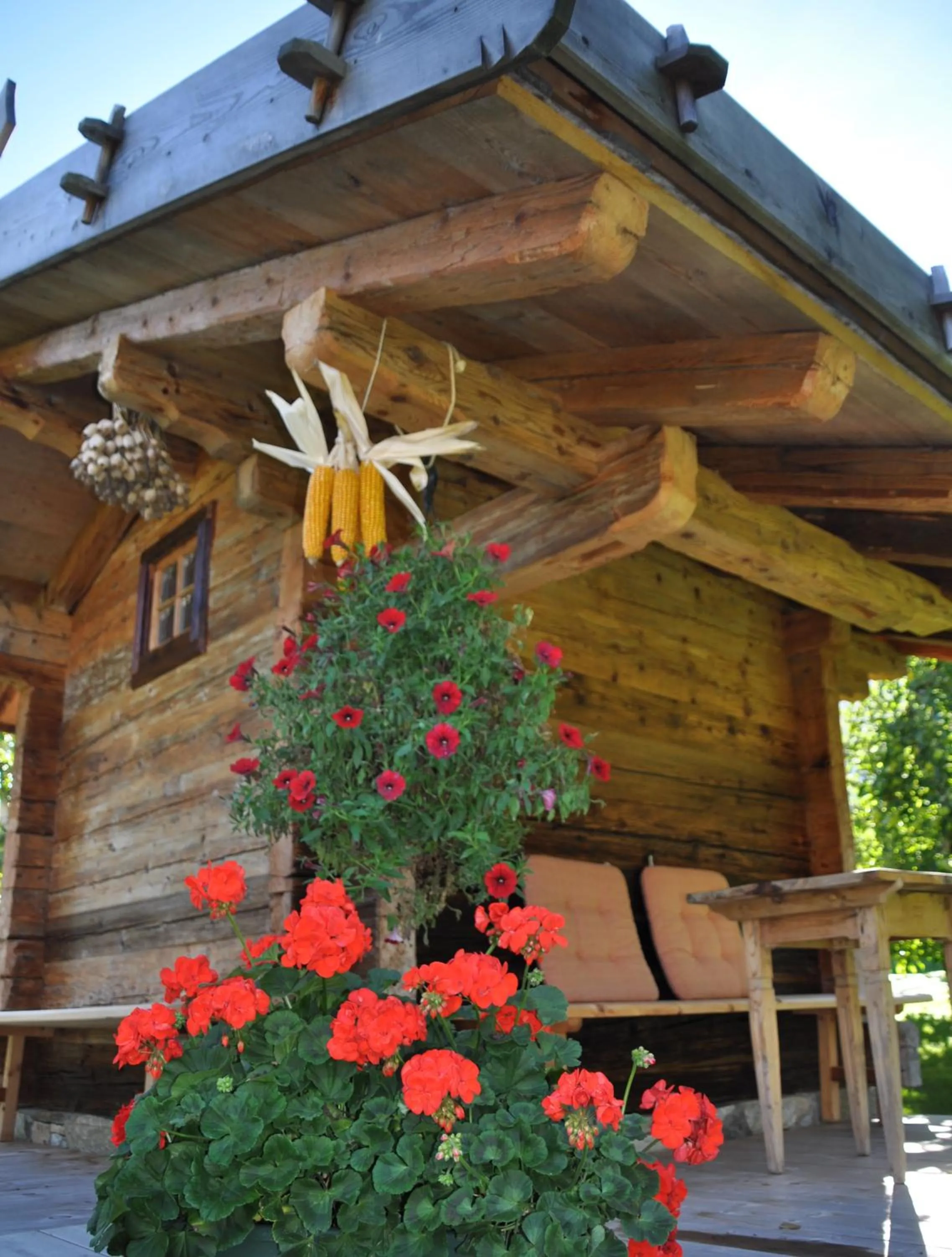 Facade/entrance in Gasthof Weisses Kreuz
