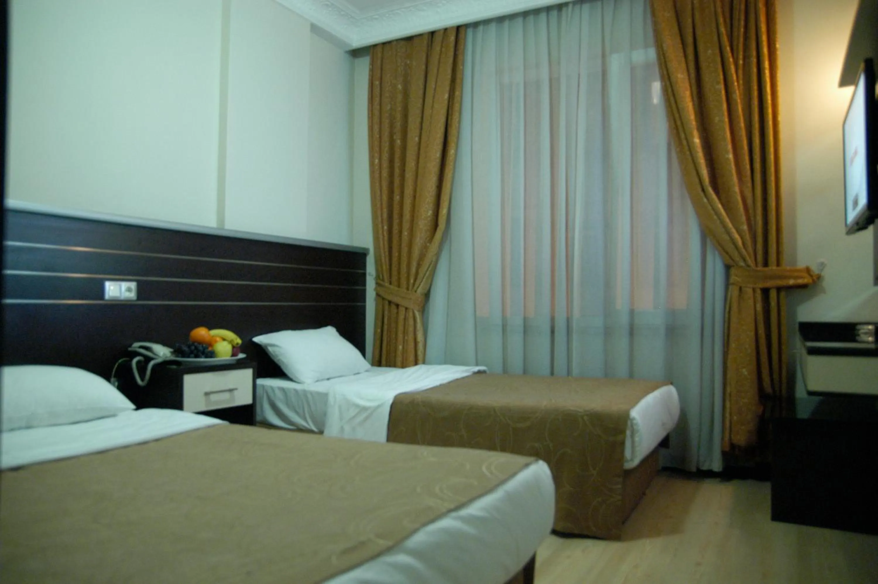 Bedroom, Bed in Merdan Hotel