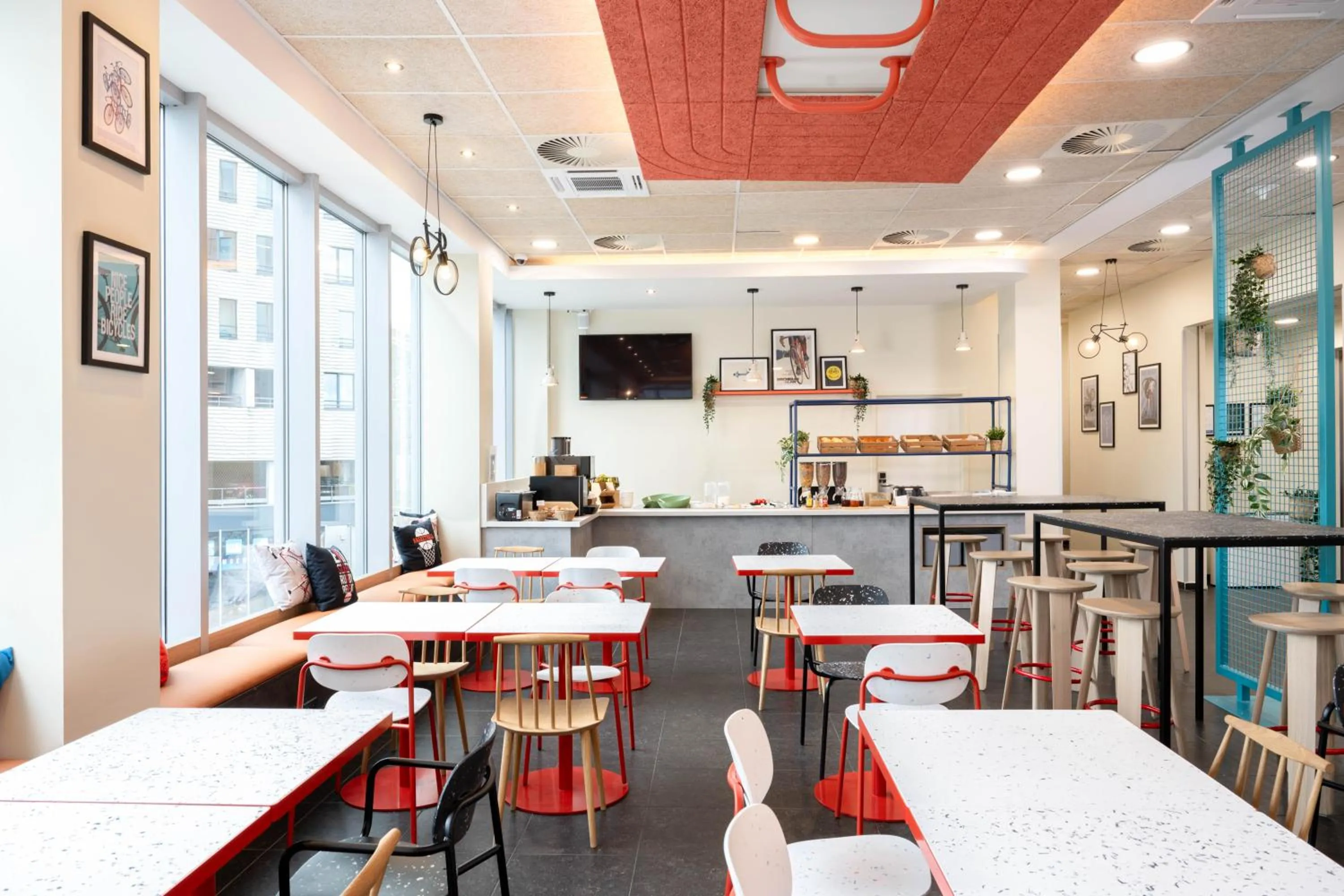 Breakfast in ibis budget Leuven Centrum