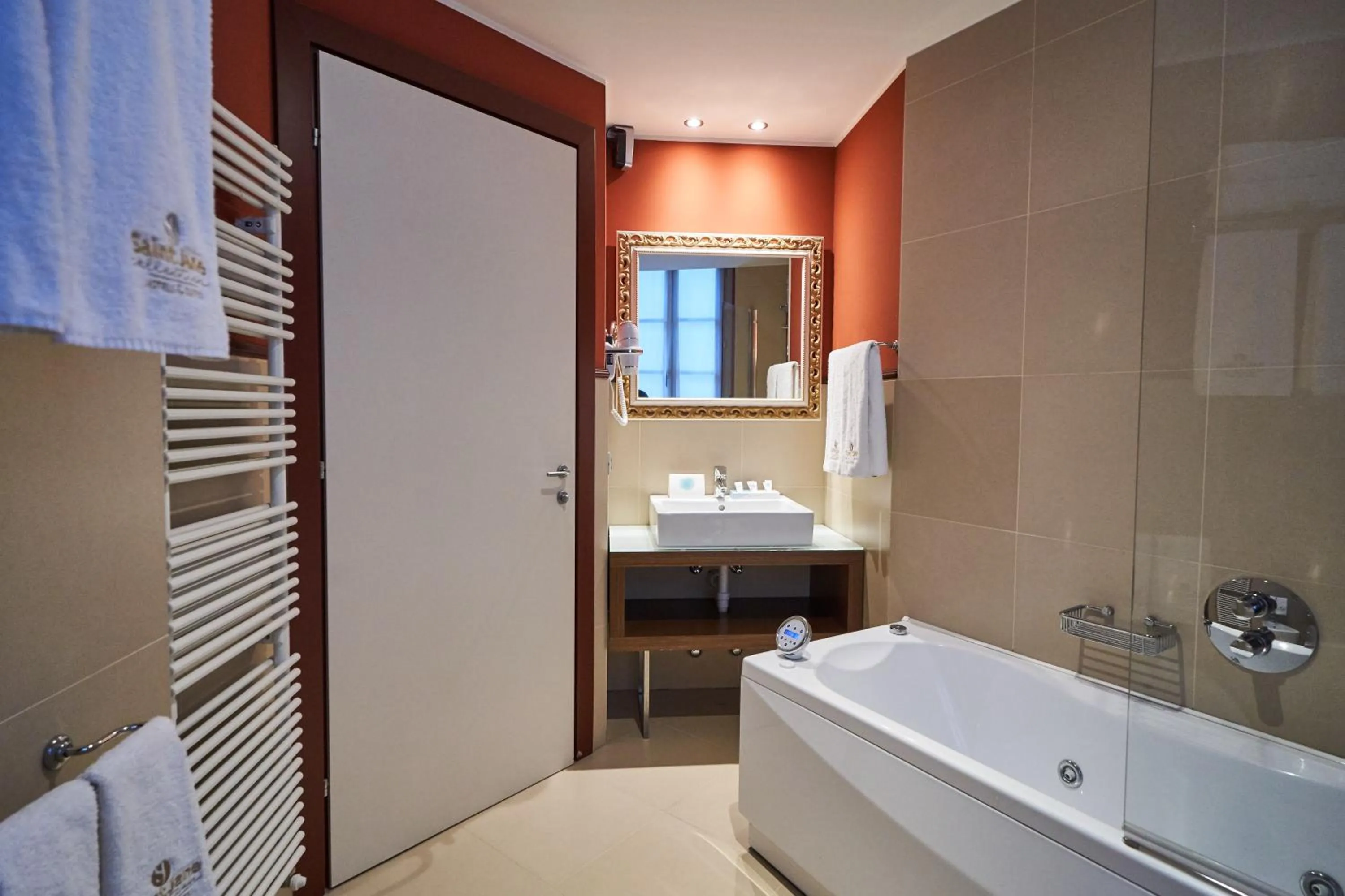 Bathroom in Hotel Centrale Best Western Signature Collection