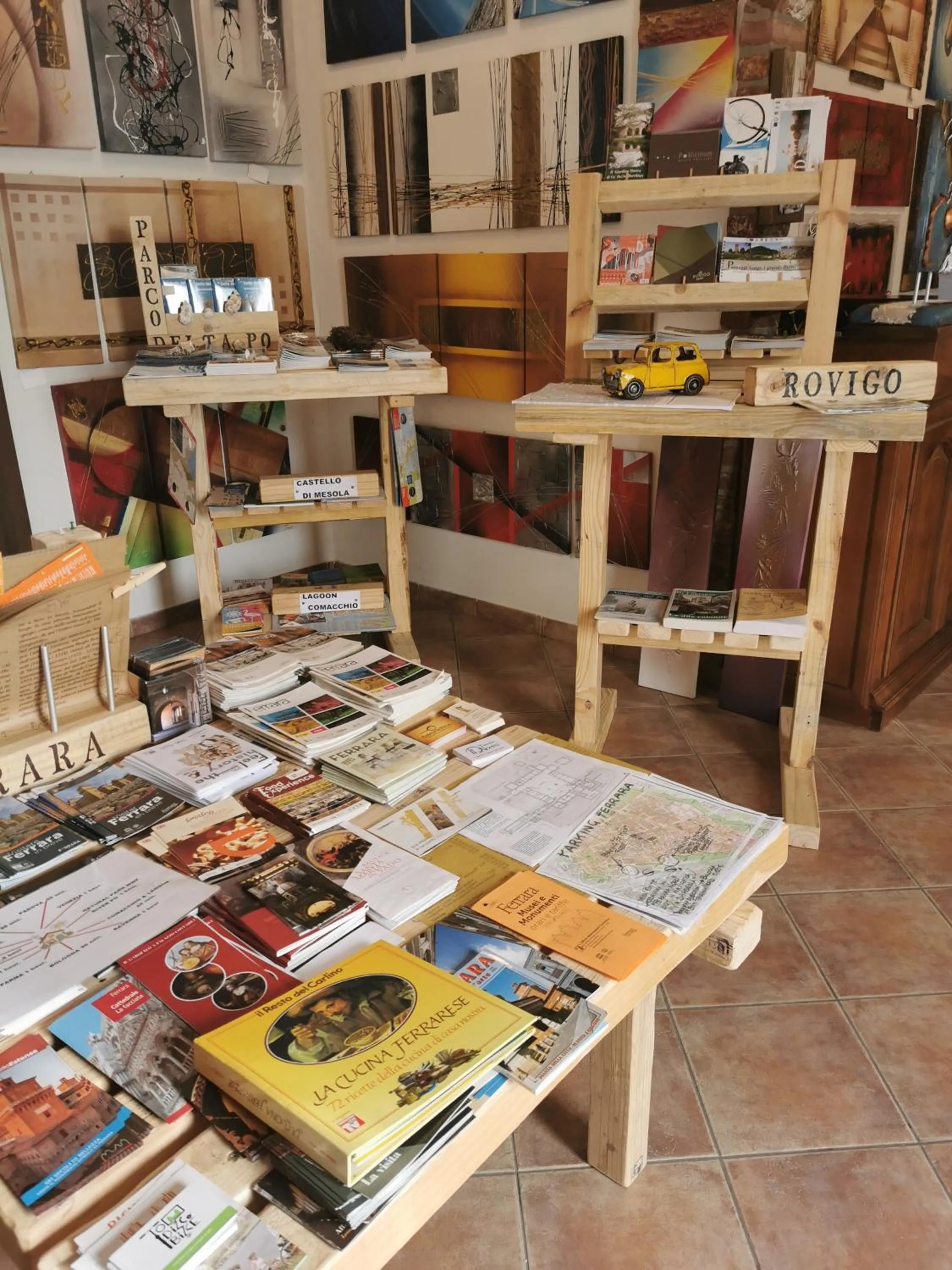 Lobby or reception in Casa di Campagna B&B La Corte Ferrara