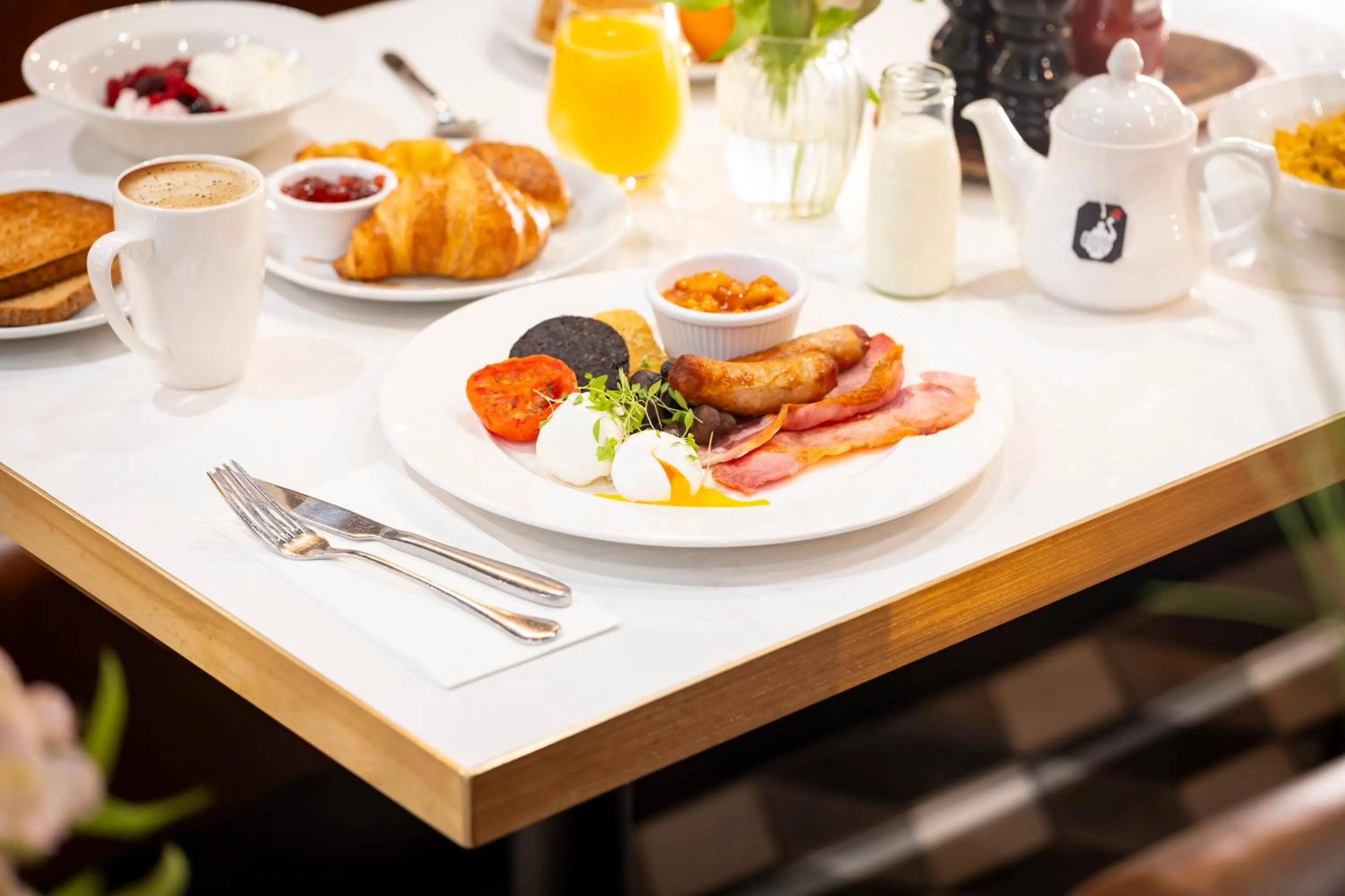 Breakfast in Hotel Indigo Liverpool by IHG