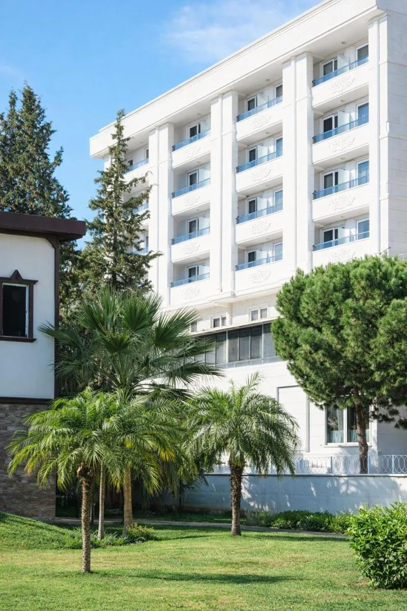 Property building in Guckar Sehrinn Oteli