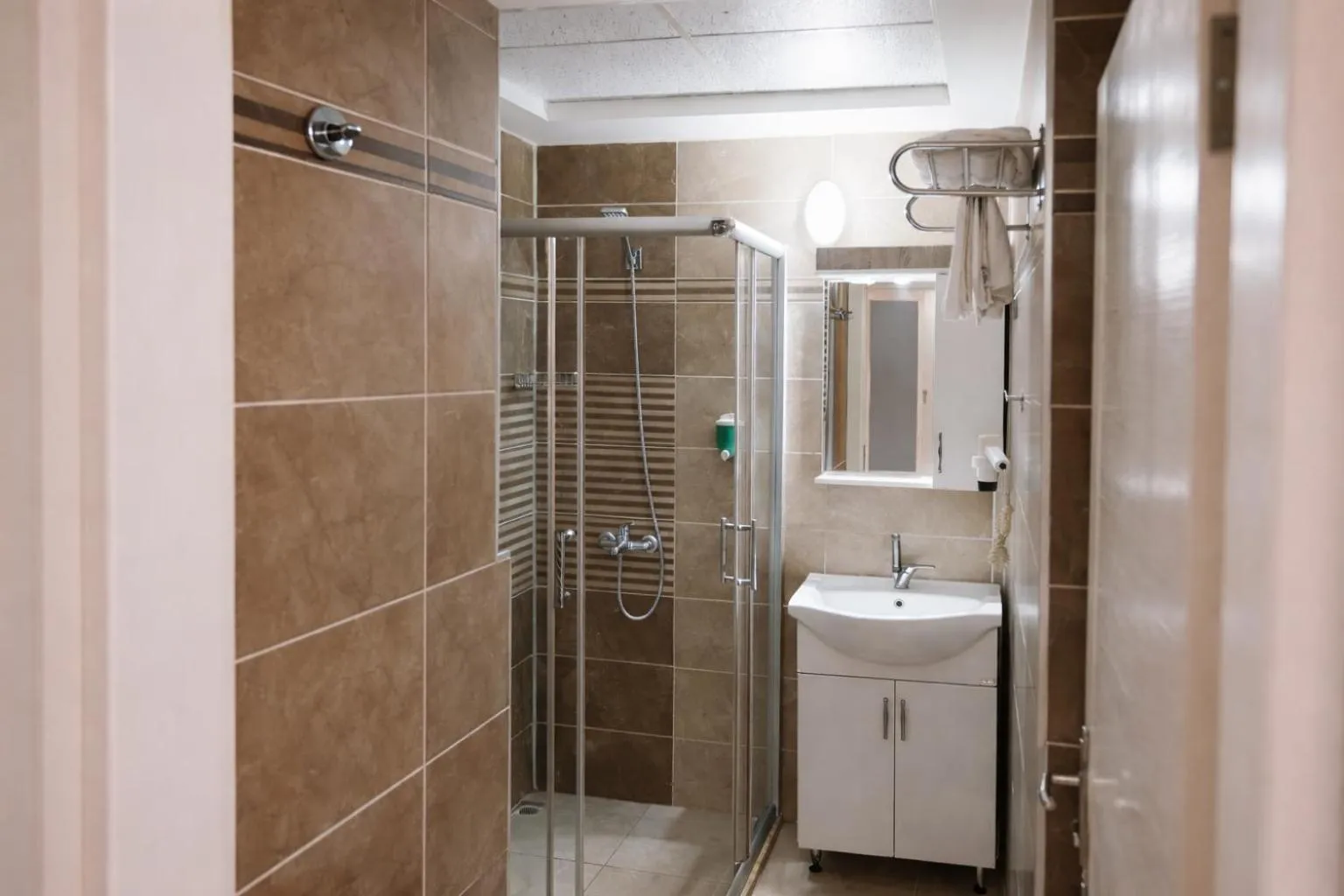 Bathroom in Guckar Sehrinn Oteli