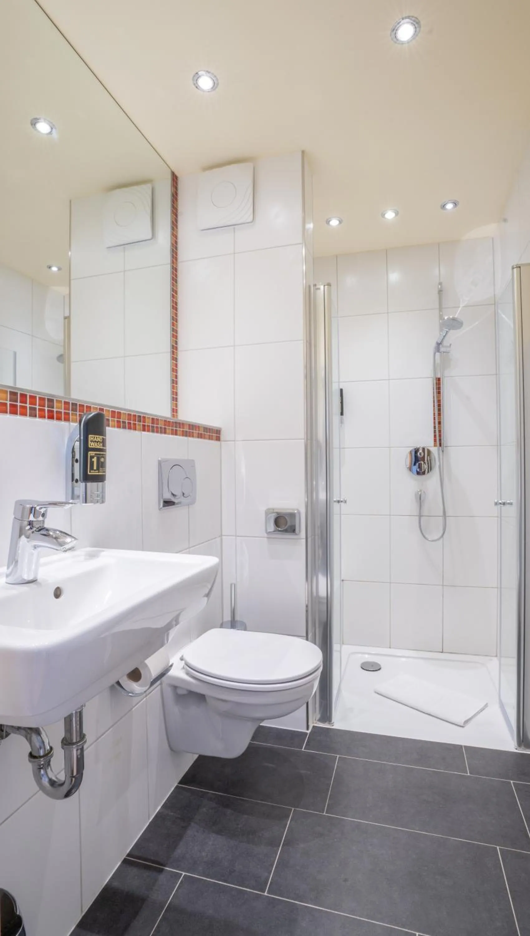 Bathroom in Mühlengarten by Relax Inn - Staffless with Self Check In & Free Parking