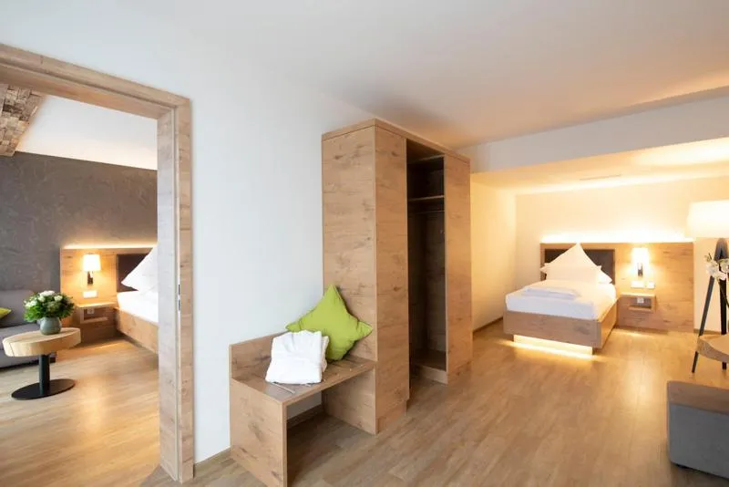 Photo of the whole room, Bed in PETERS Hotel & Spa