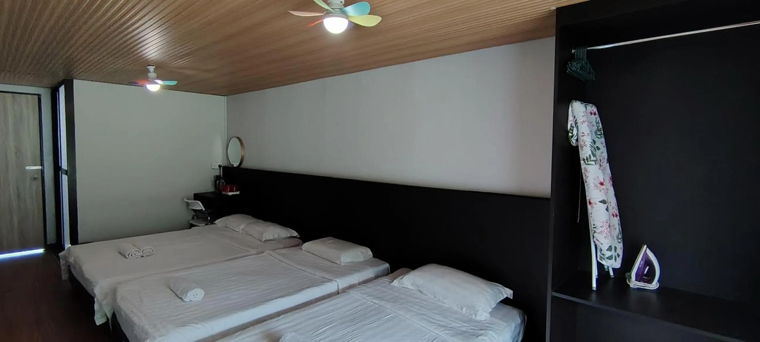 Bed in Wind Valley Farmstay