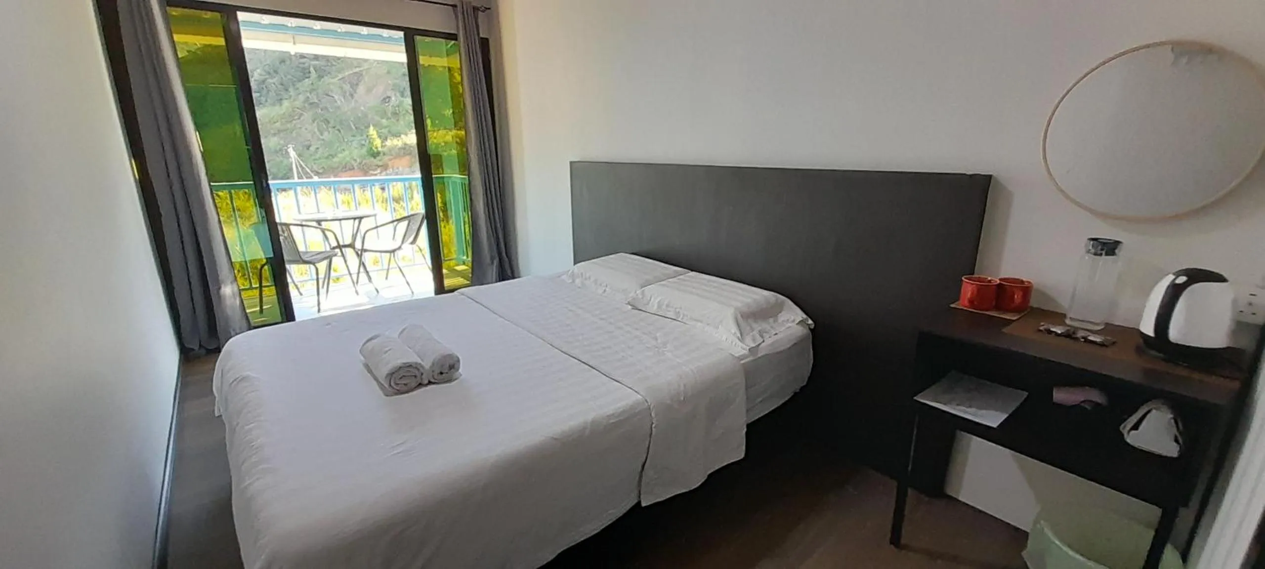 Bed in Wind Valley Farmstay