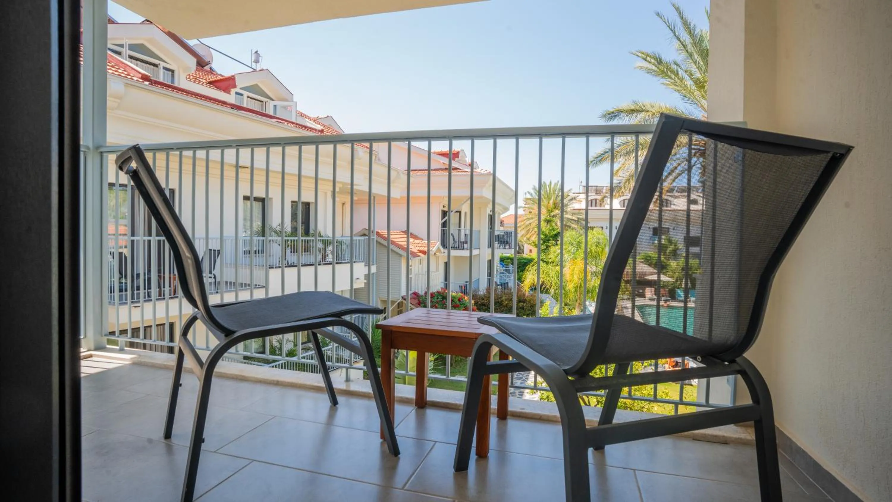 Balcony/Terrace in Blue Star Hotel