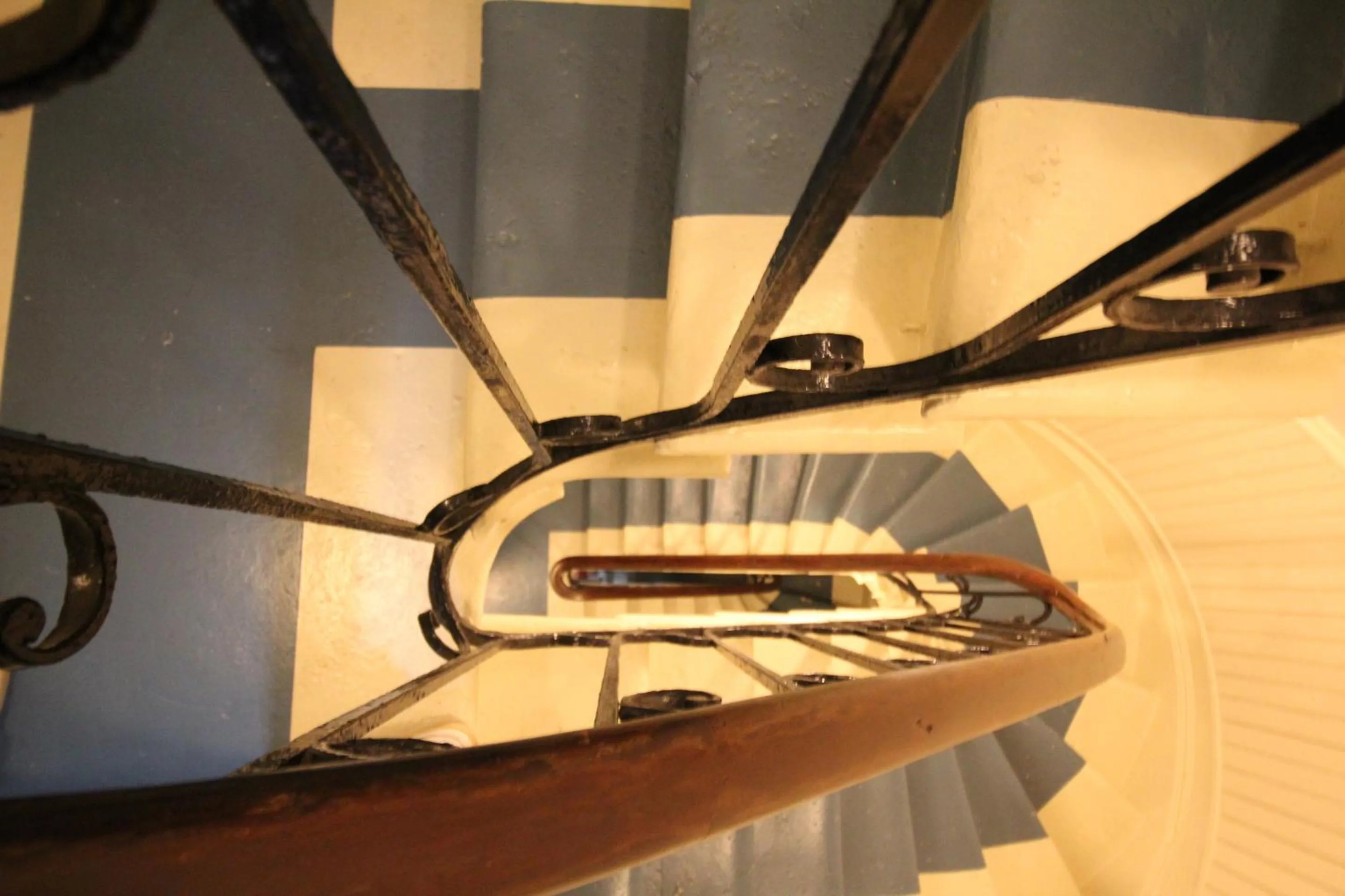 Lobby or reception in B&B L'Escapade Bordelaise - Côté Jardin