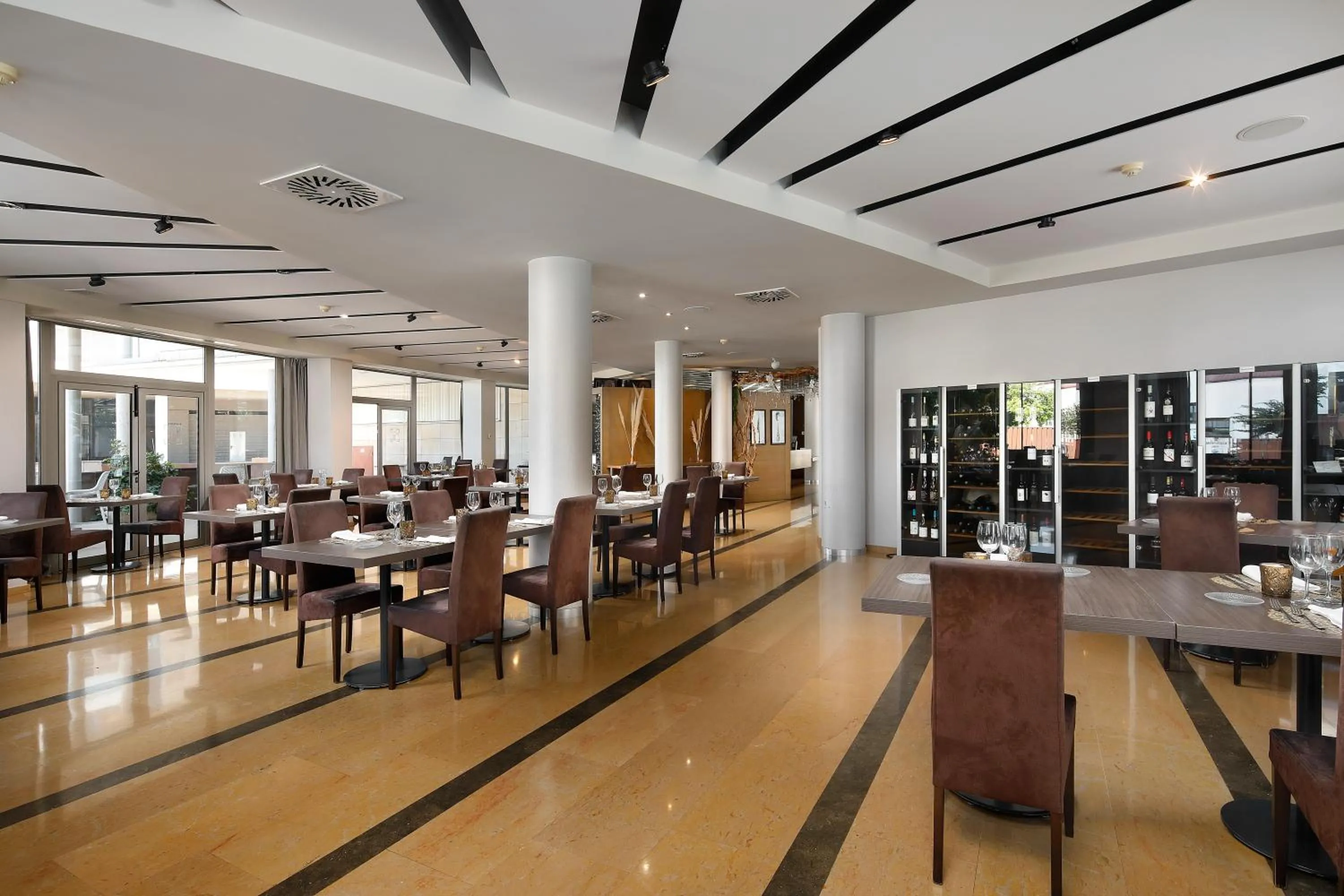 Restaurant/places to eat in Hotel MasMonzon