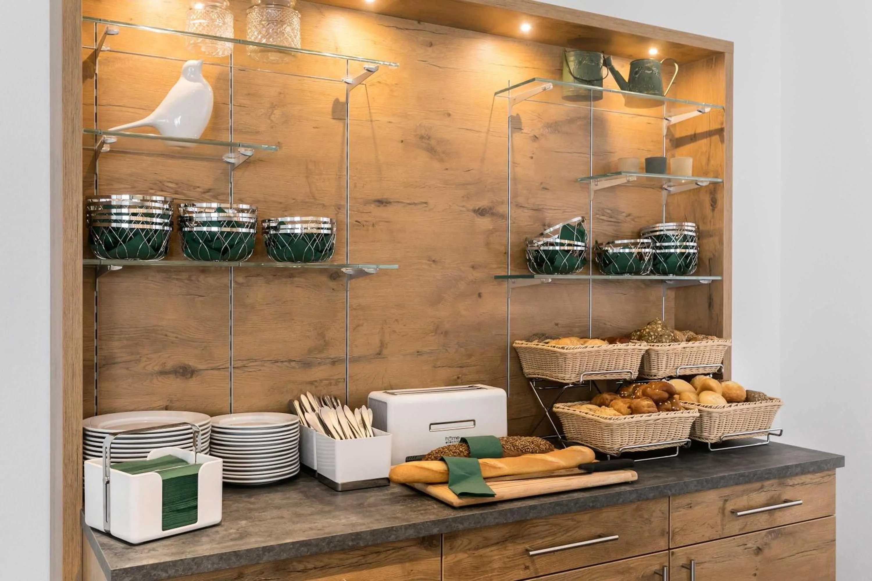 Buffet breakfast in Hotel Kern garni