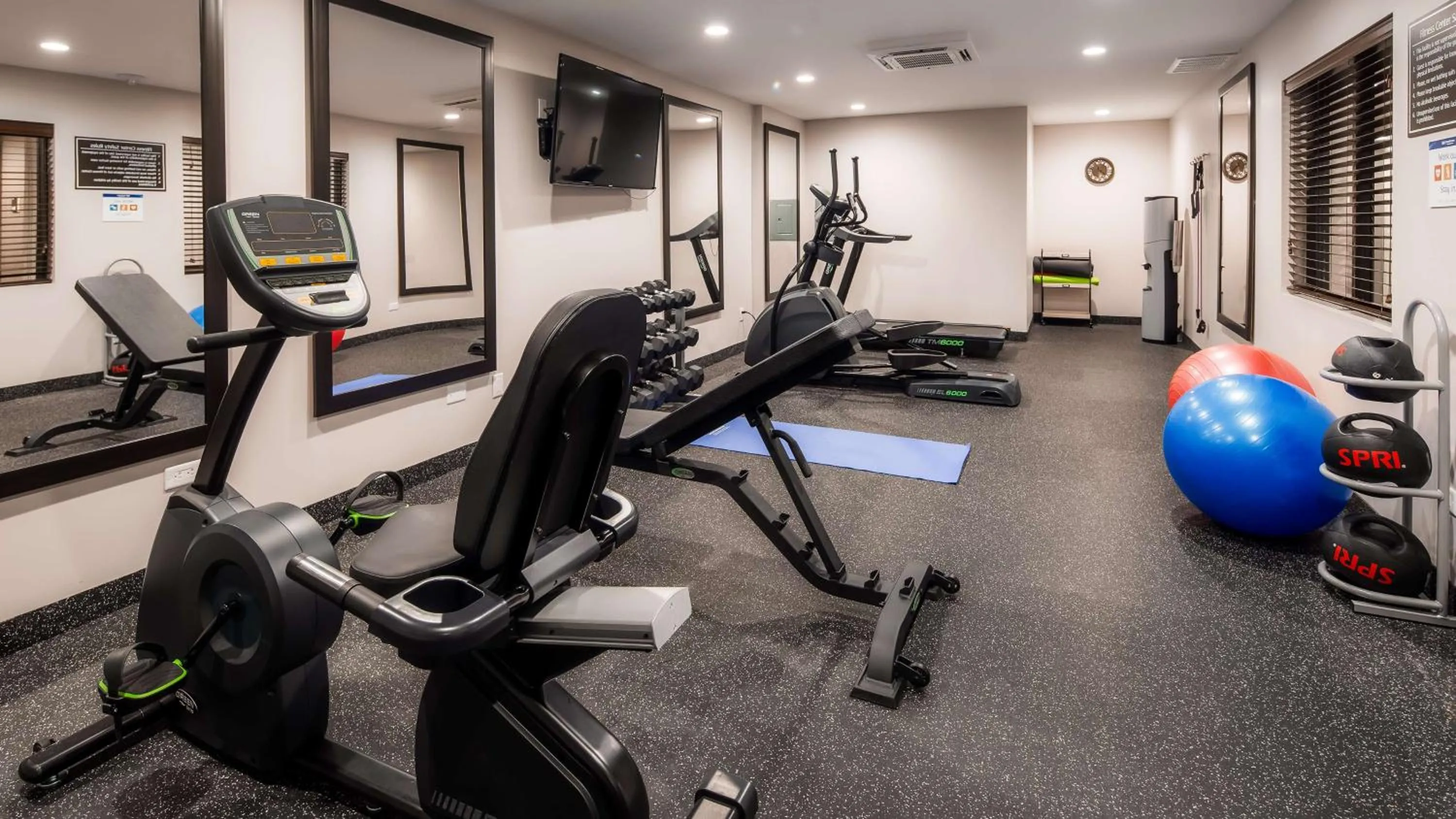 Fitness centre/facilities in Best Western Sevierville/Kodak Inn
