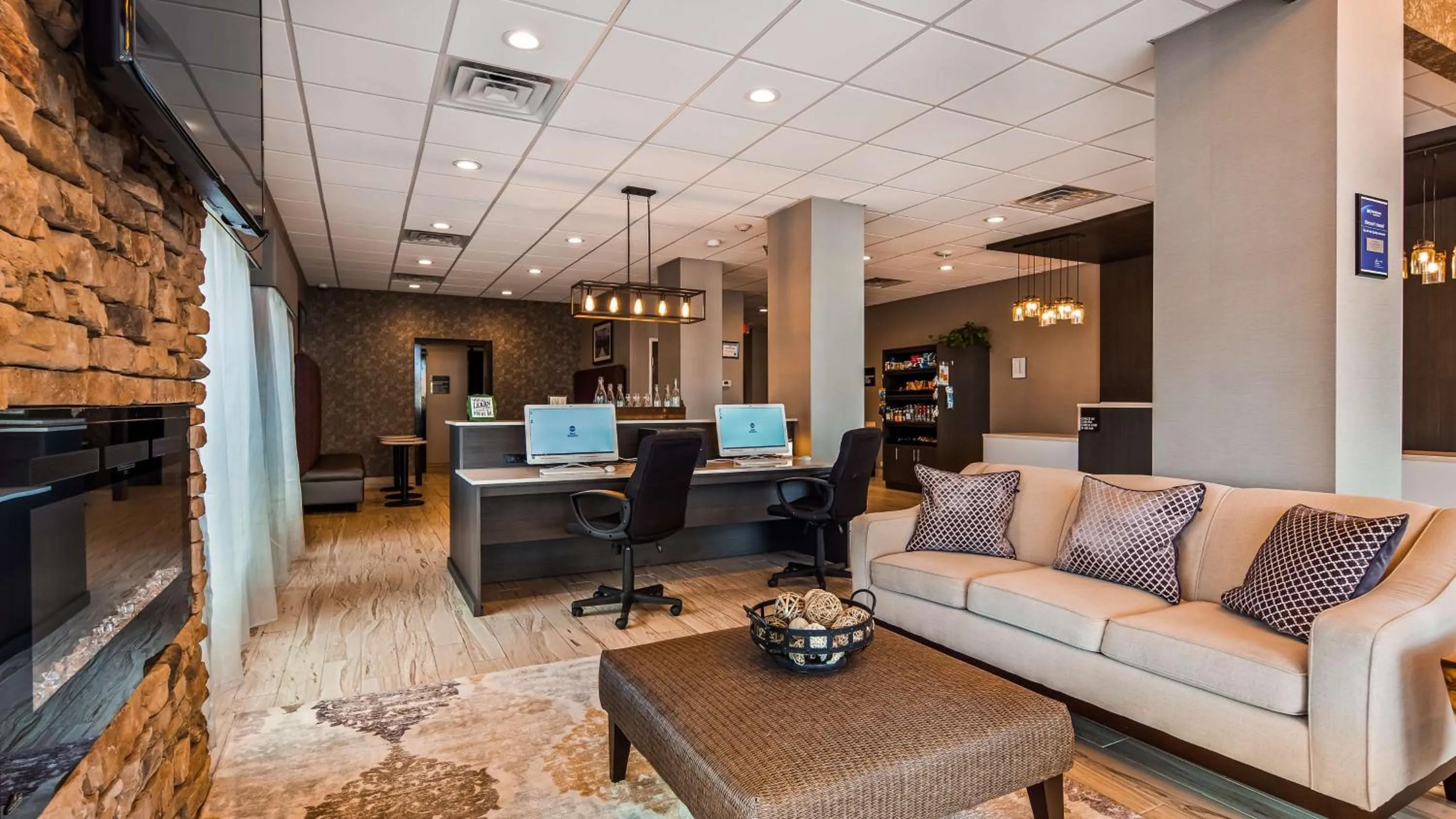 Lobby or reception in Best Western Sevierville/Kodak Inn